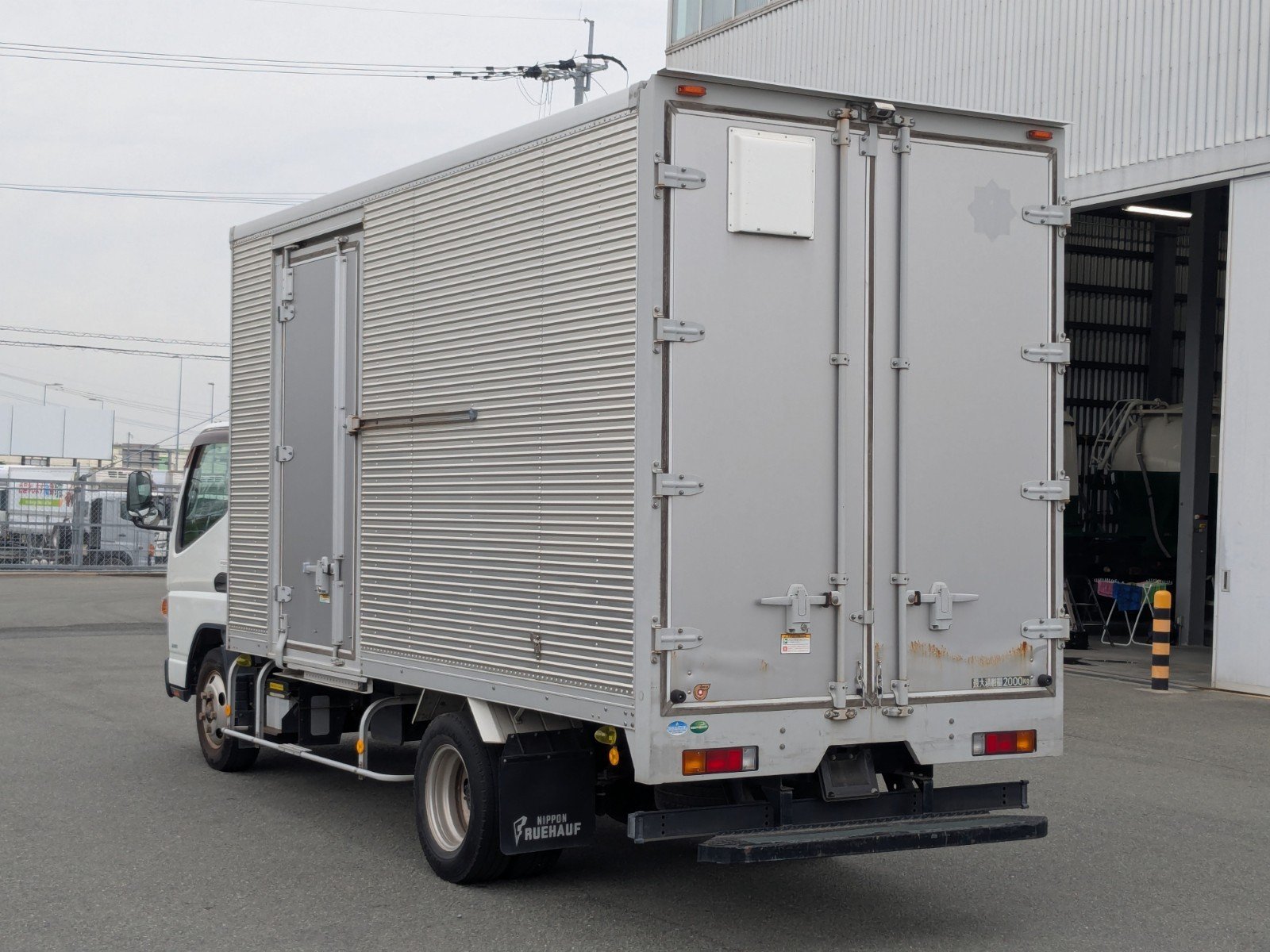 vehicle_image_20260423191228IN65h31IwH.jpg