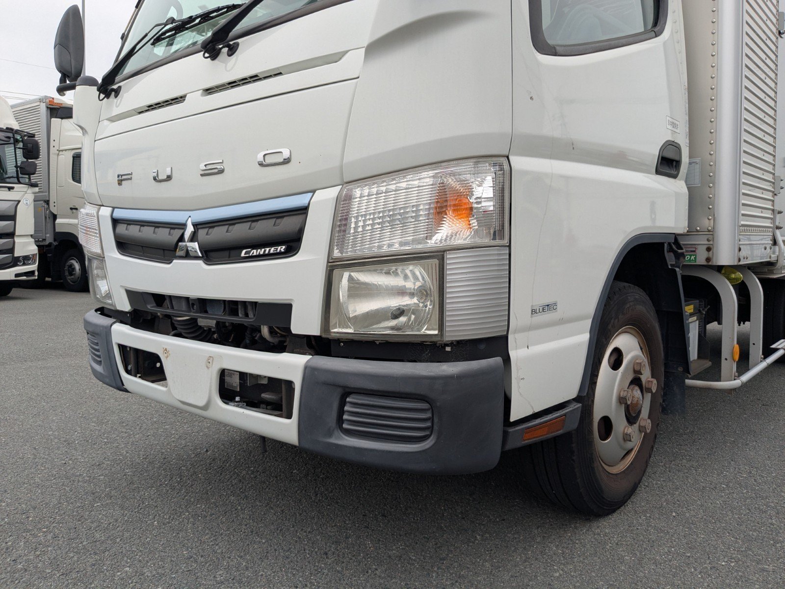 vehicle_image_20260423191228ZU5qCTRPbc.jpg