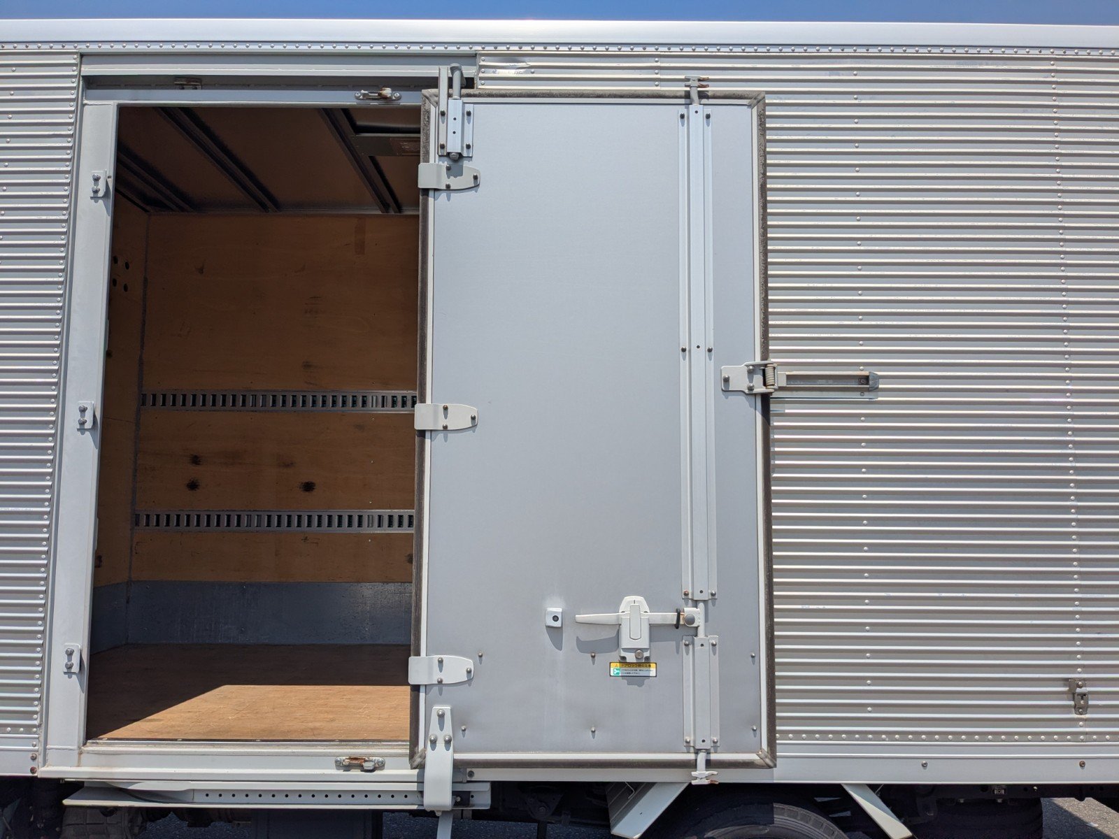 vehicle_image_20260427154648HtgsvVwcAl.jpg