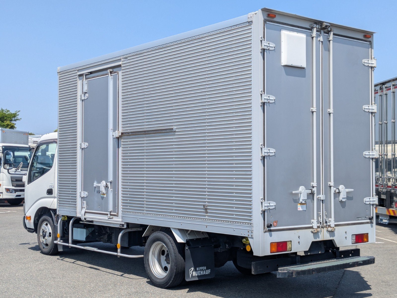 vehicle_image_20260427154648g53mBl01G8.jpg