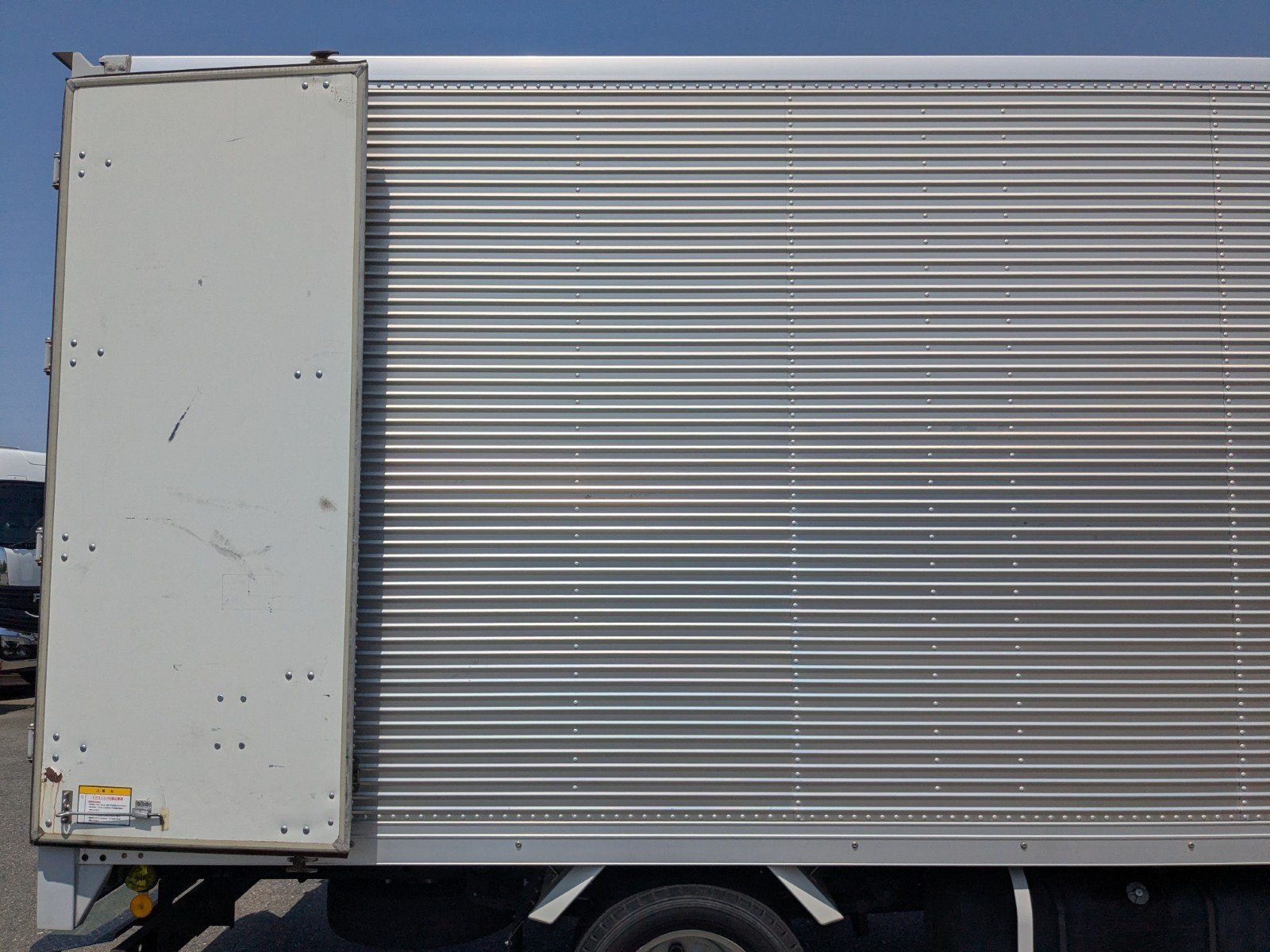 vehicle_image_20260427154648xSWmxYgzMu.jpg