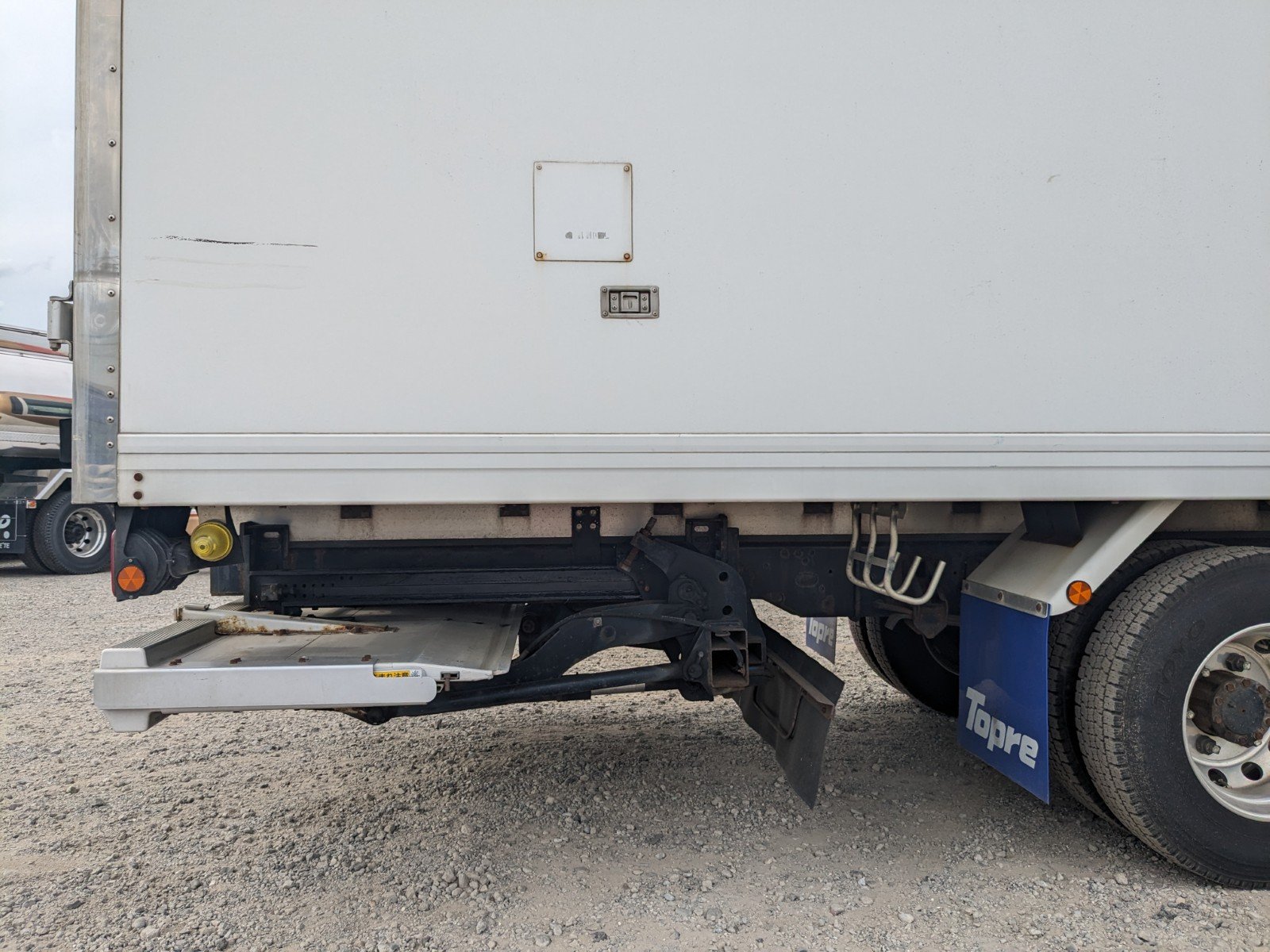 vehicle_image_20260612101330EupkqmMDky.jpg
