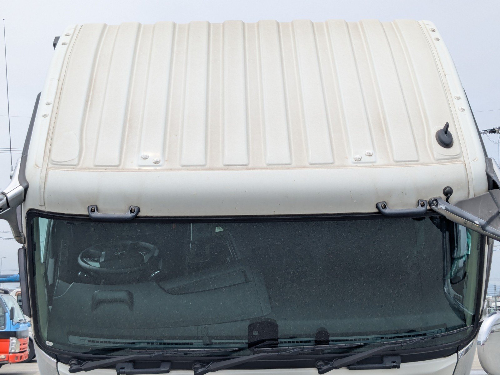 vehicle_image_20260527115653vtqwsy3i5r.jpg