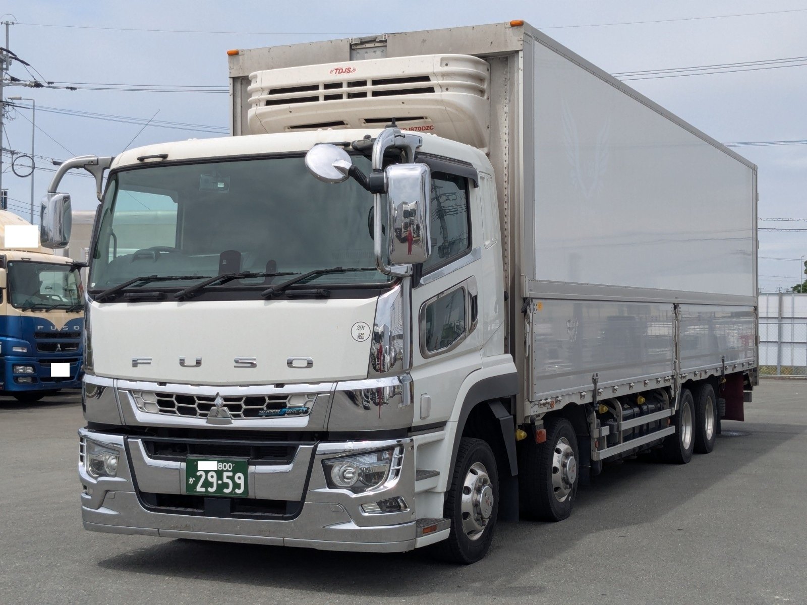 vehicle_image_202605271539280342qg8r0U.jpg