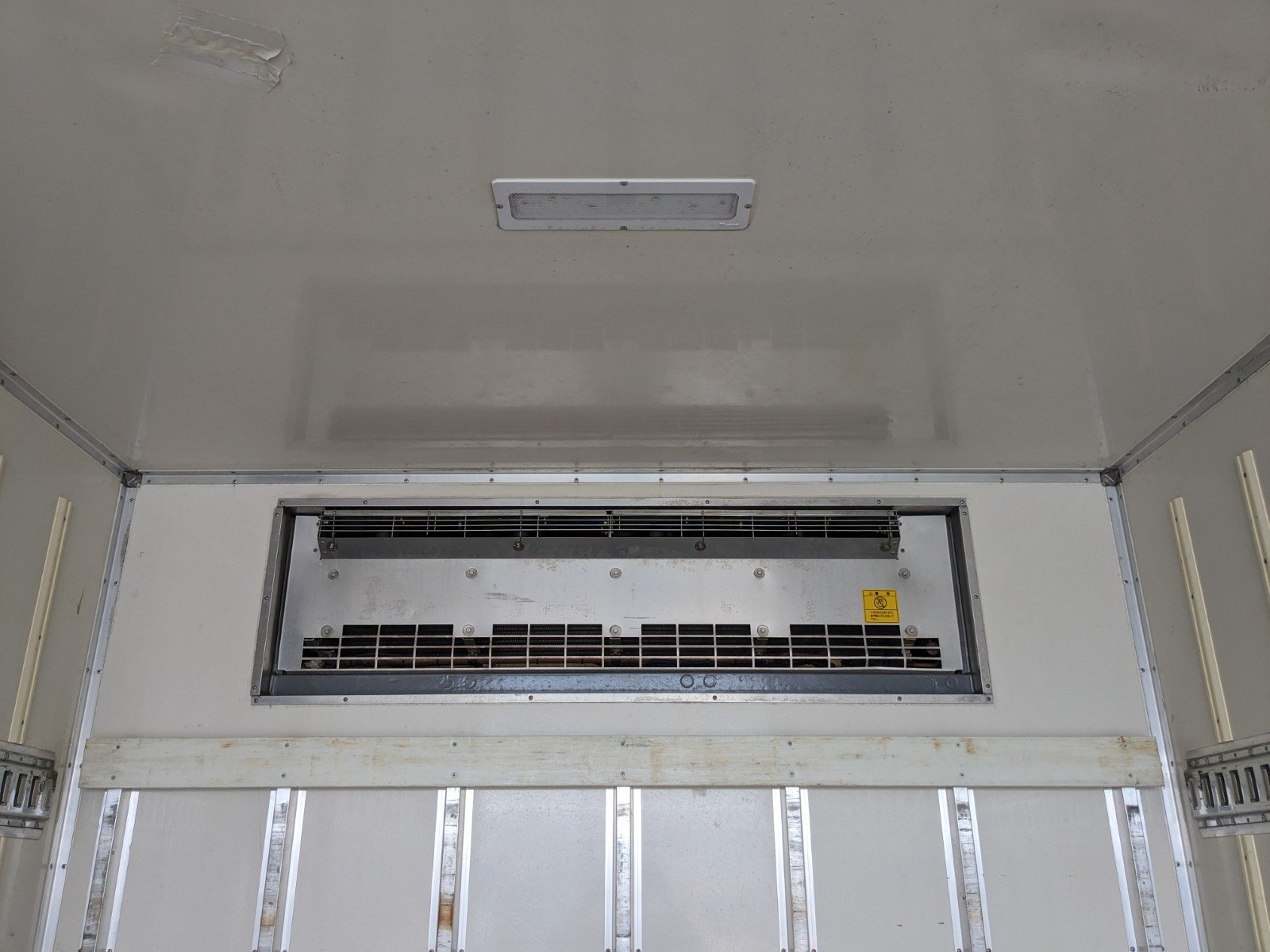 vehicle_image_20260606134035QkkTZmbeqq.jpg