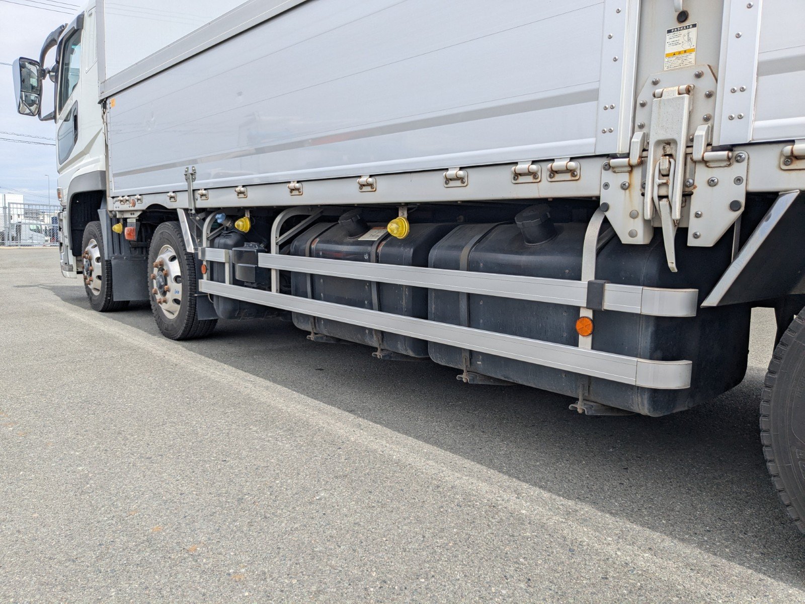vehicle_image_20260527132524PCIielMCtS.jpg