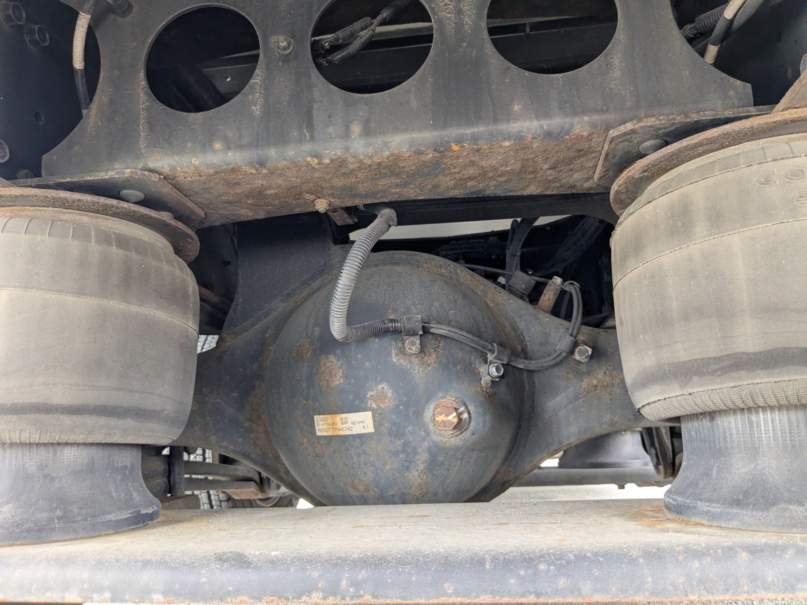 vehicle_image_20260527132524RHPGBVQeUM.jpg