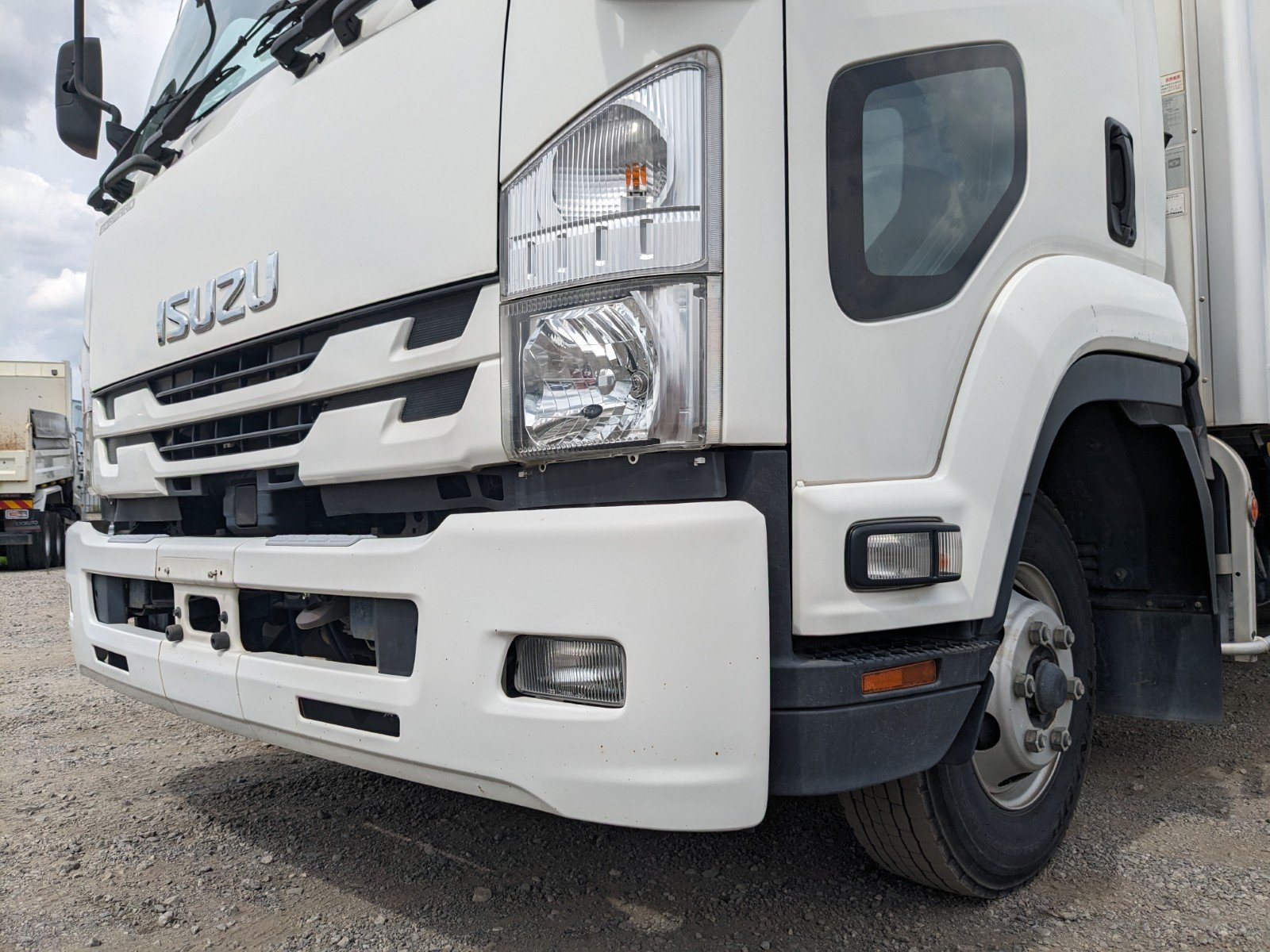 vehicle_image_20260612102043MUAODe8IoM.jpg