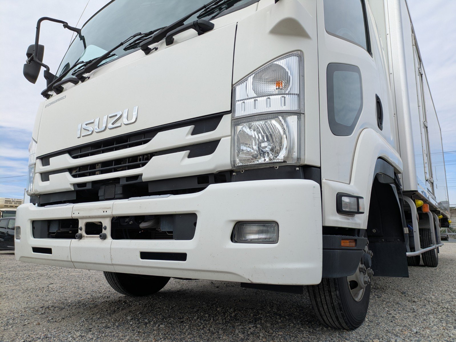 vehicle_image_20260422152904WcDdSWKeN3.jpg