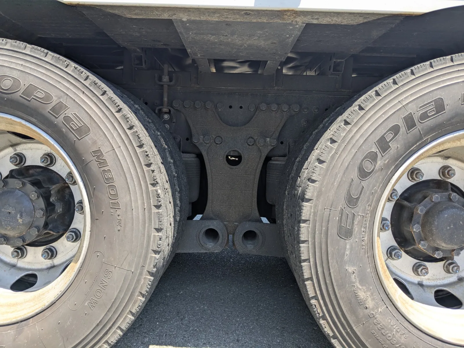 vehicle_image_20260630103027BQZcnQUOhr.webp