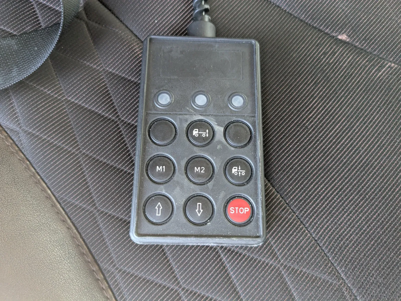 vehicle_image_20260630103036tOvEMjIHpT.webp