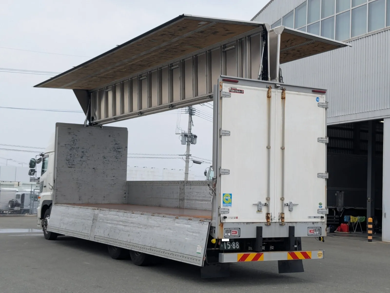 vehicle_image_202607011032450xz58Nlpy6.webp