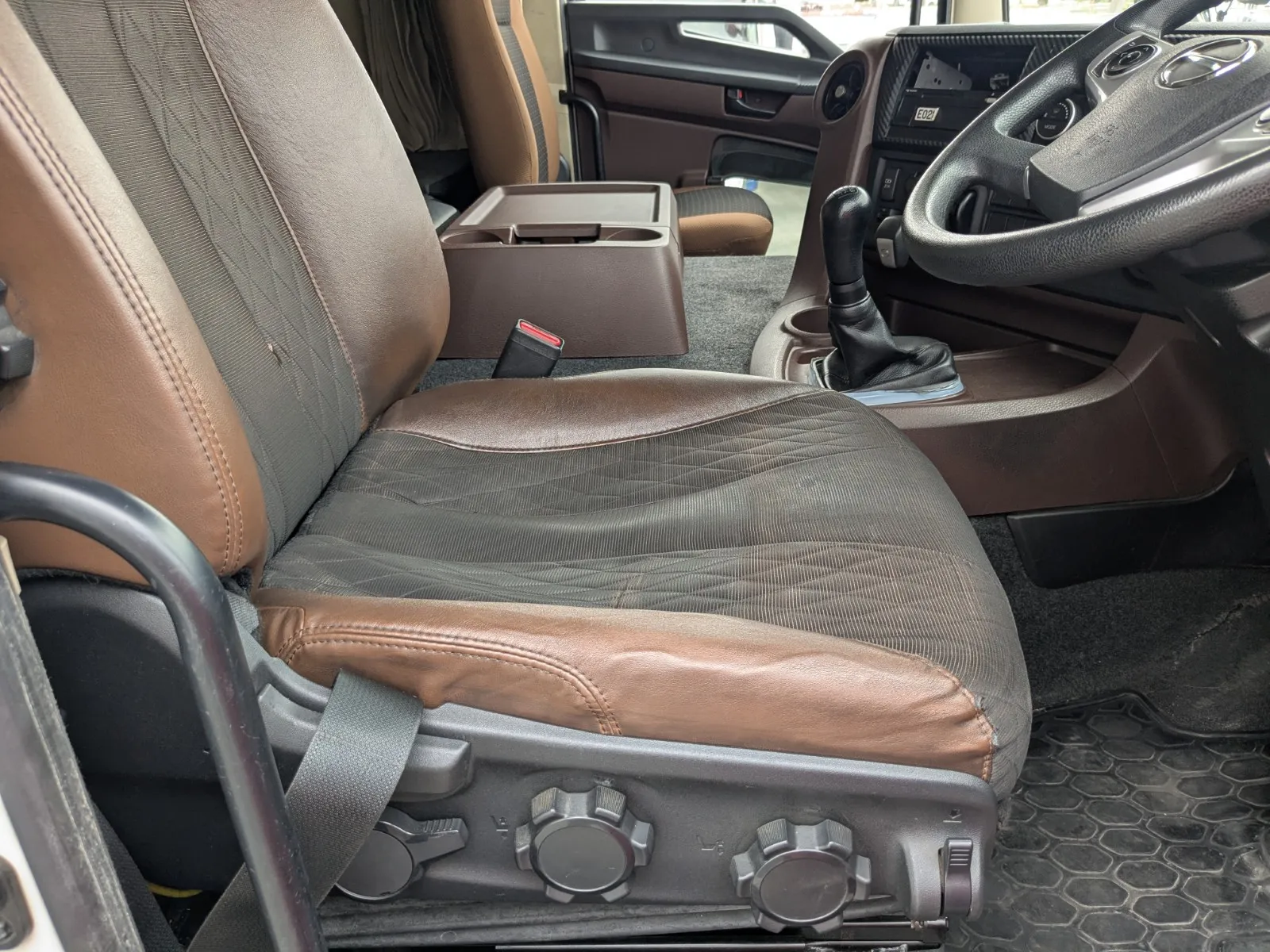 vehicle_image_20260701103248unUfxSJKHC.webp