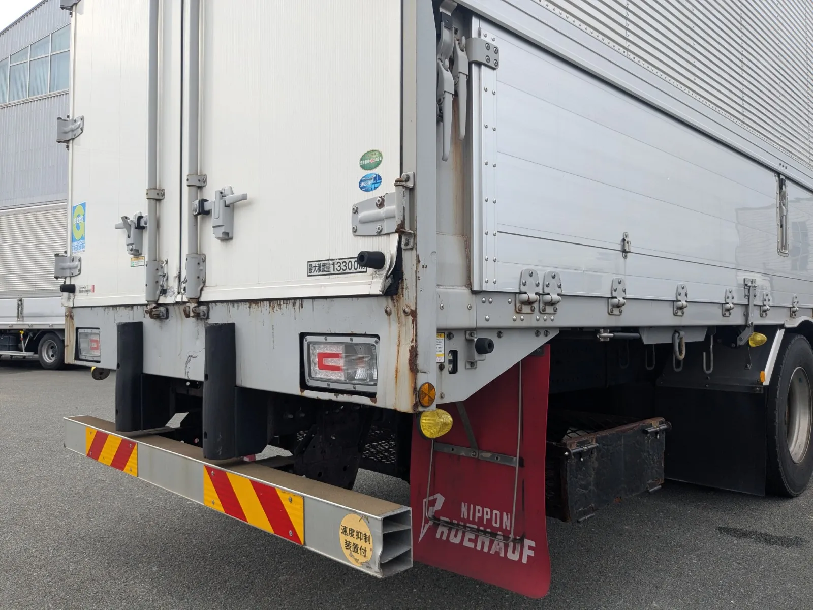 vehicle_image_20260701104121SFOxqCVLHc.webp
