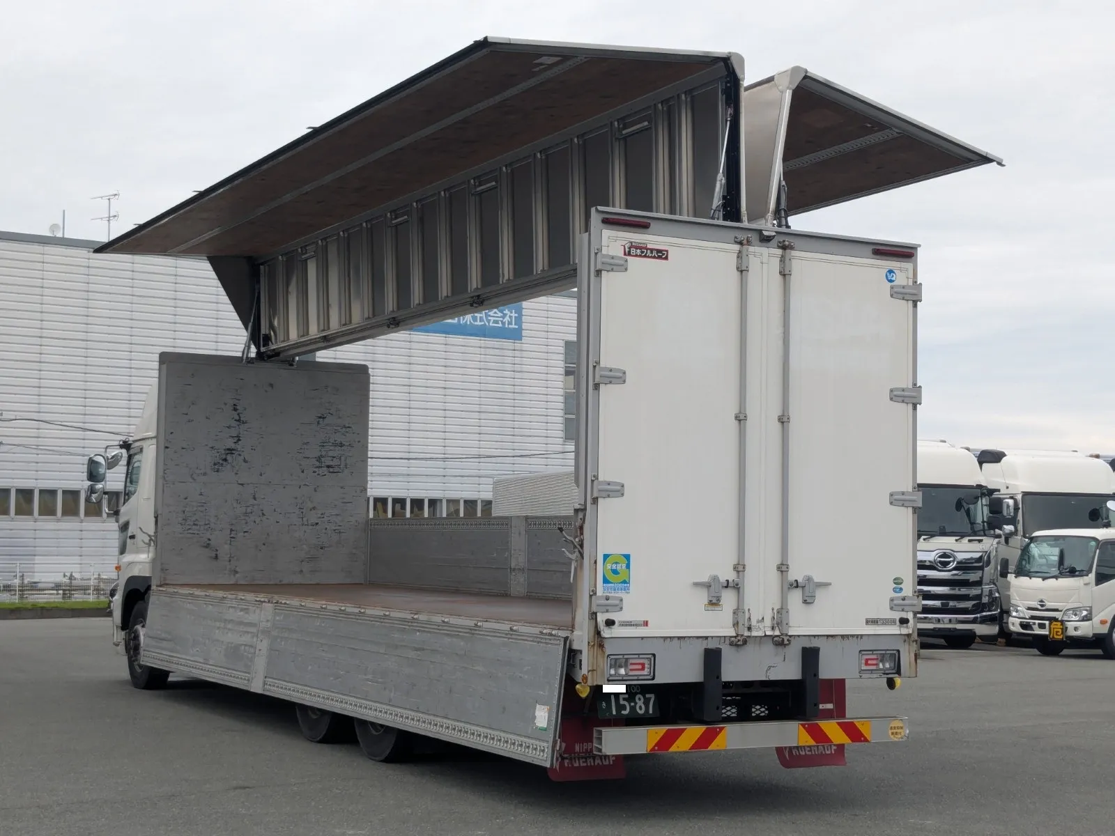 vehicle_image_20260701104129XmGGTpJqN1.webp