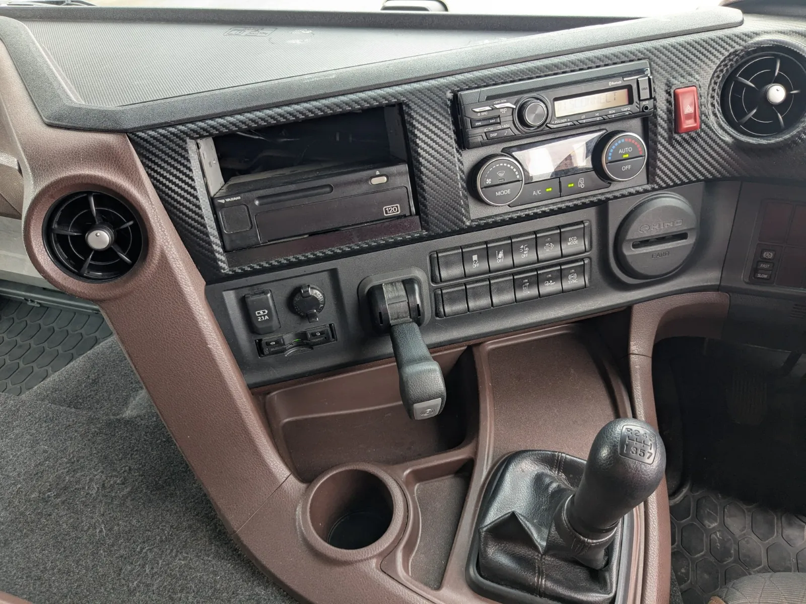 vehicle_image_202607011041317kM8tmKd76.webp