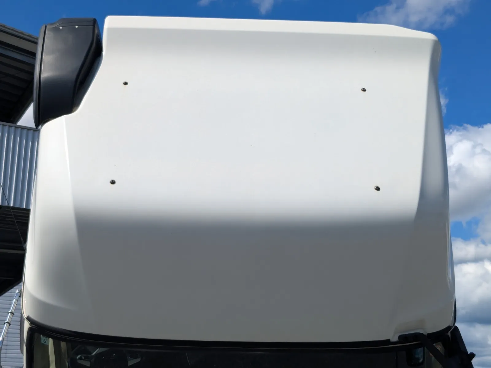 vehicle_image_202606191508020NOB6F6LOk.webp