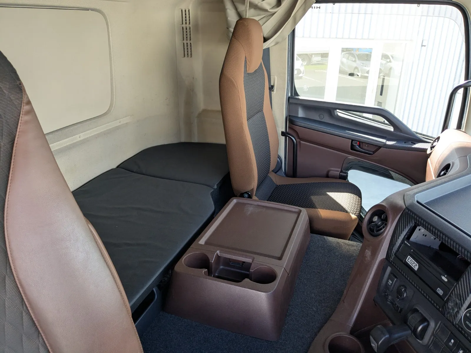 vehicle_image_202606191508023SgJRNgu8D.webp