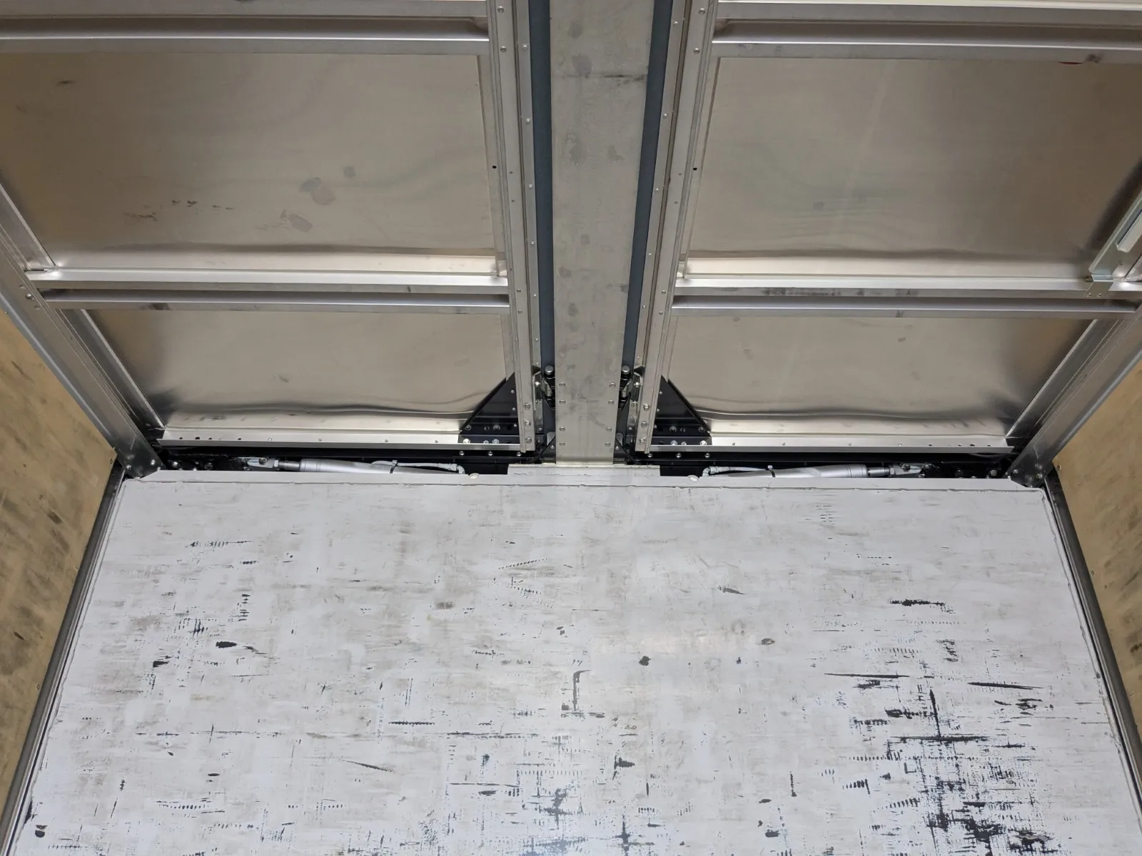 vehicle_image_20260619150802kTdQsrOifZ.webp