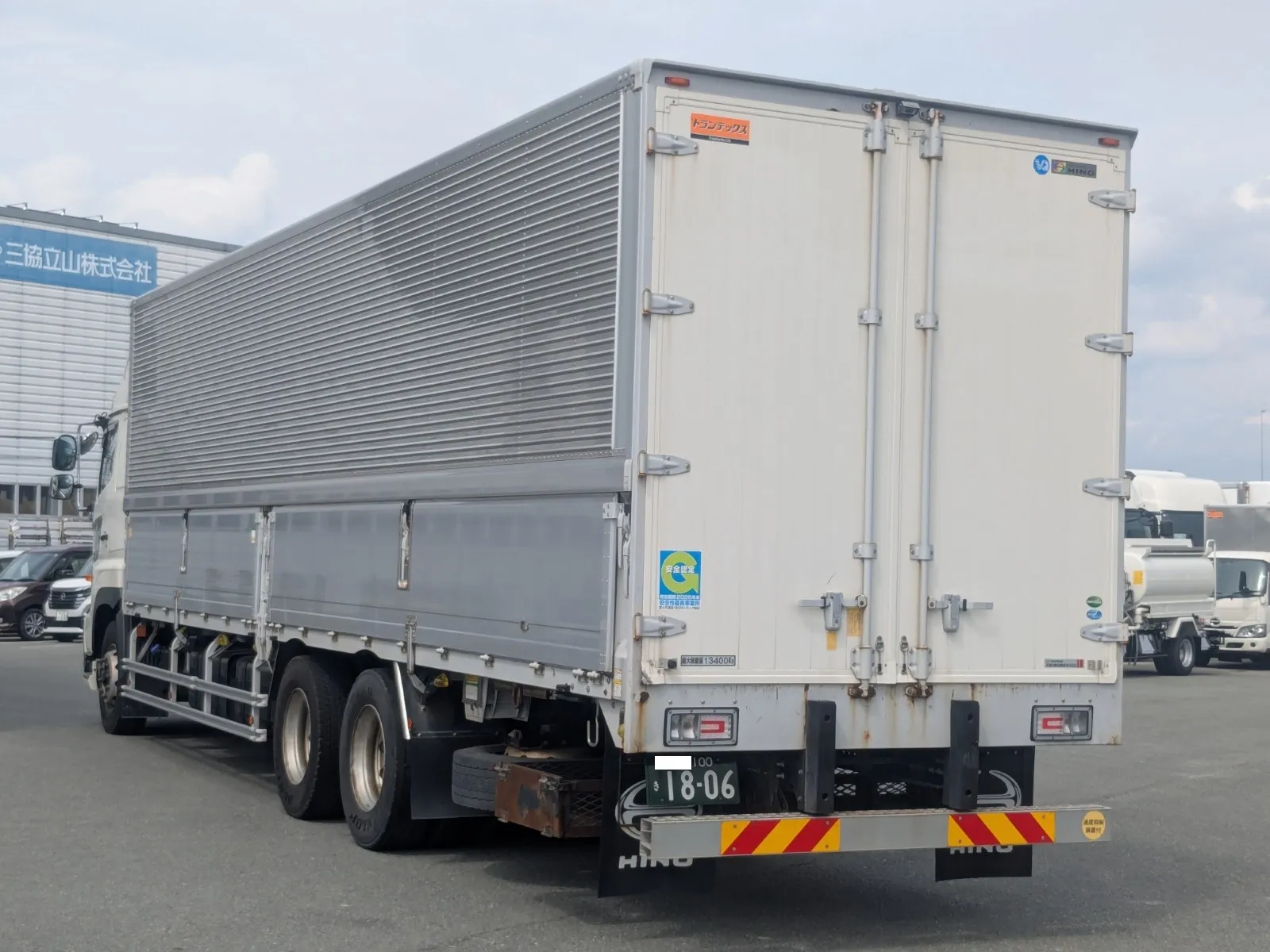 vehicle_image_20260701110427wvHlifjIoR.webp