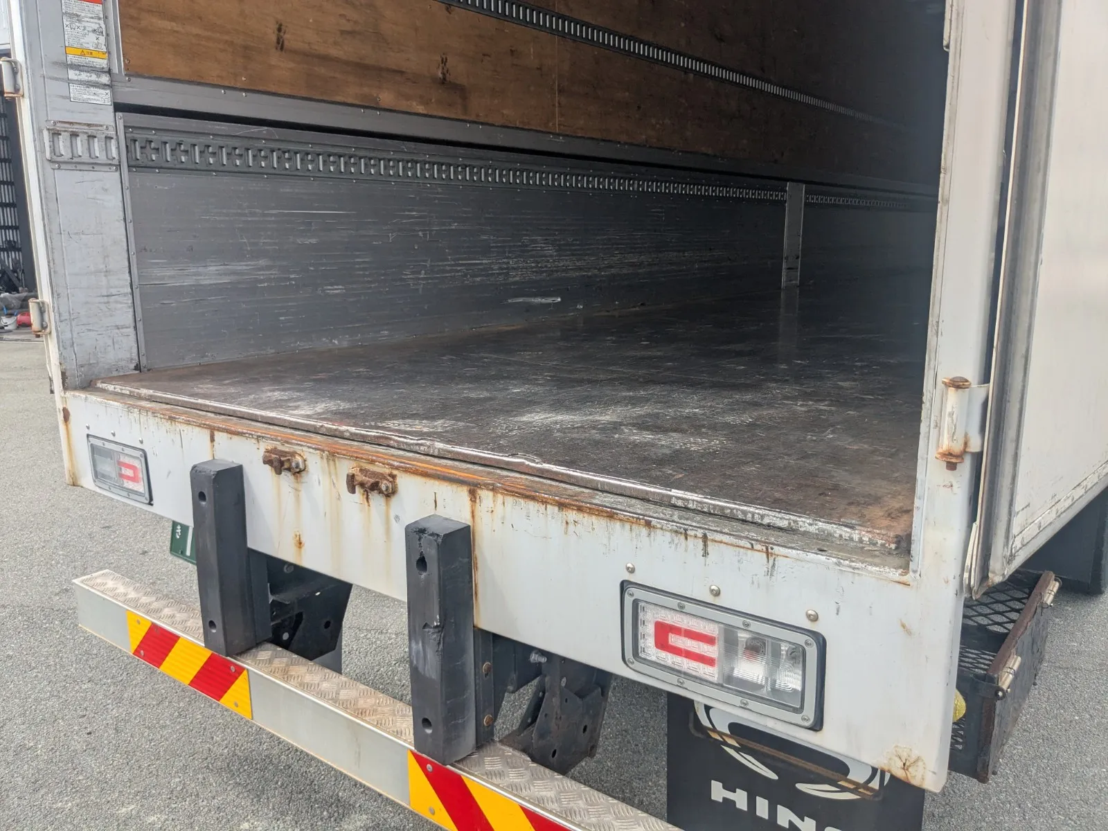 vehicle_image_202607011104321RQ59J02eo.webp