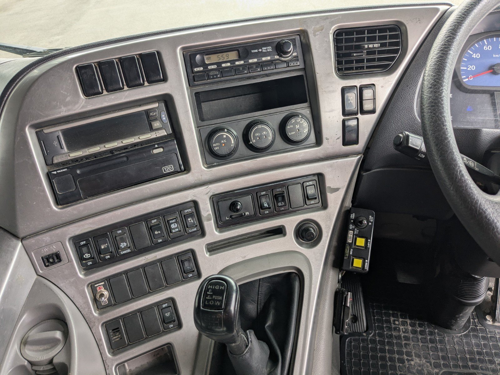vehicle_image_20260606154418v3sRmIyYCh.jpg