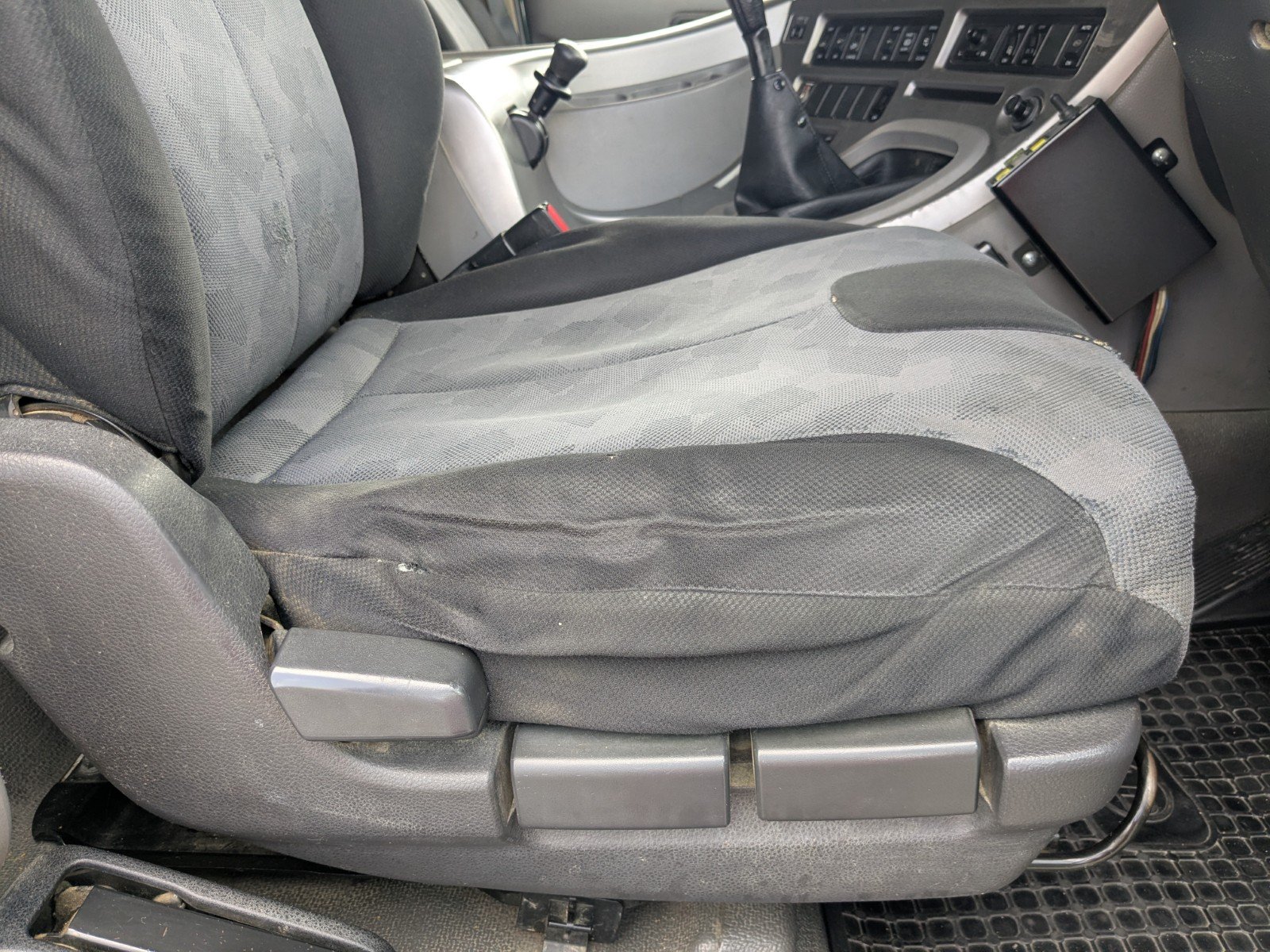 vehicle_image_202606031044529t6alRkDpT.jpg