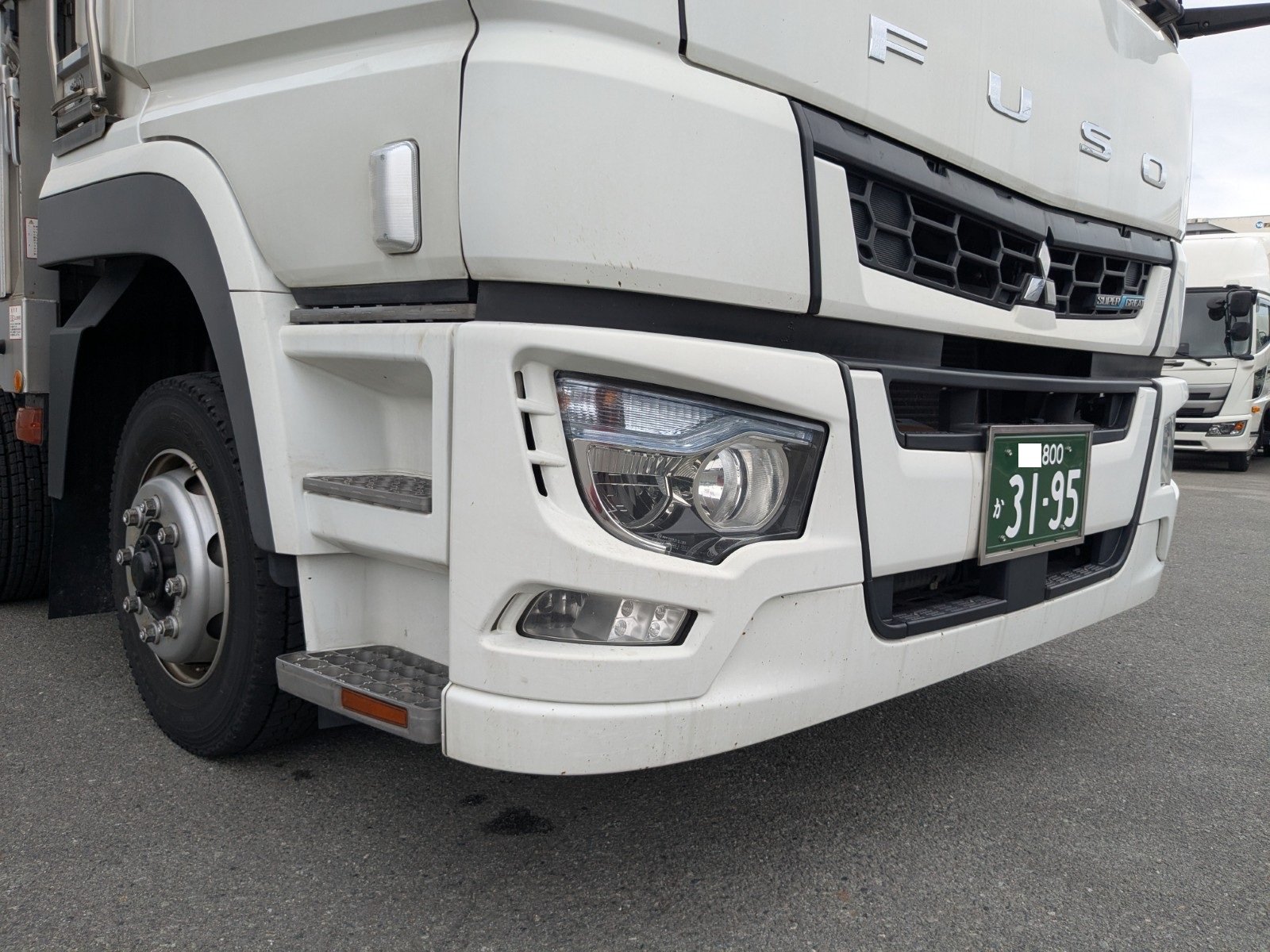 vehicle_image_20260527113507MEHwgsLiwm.jpg