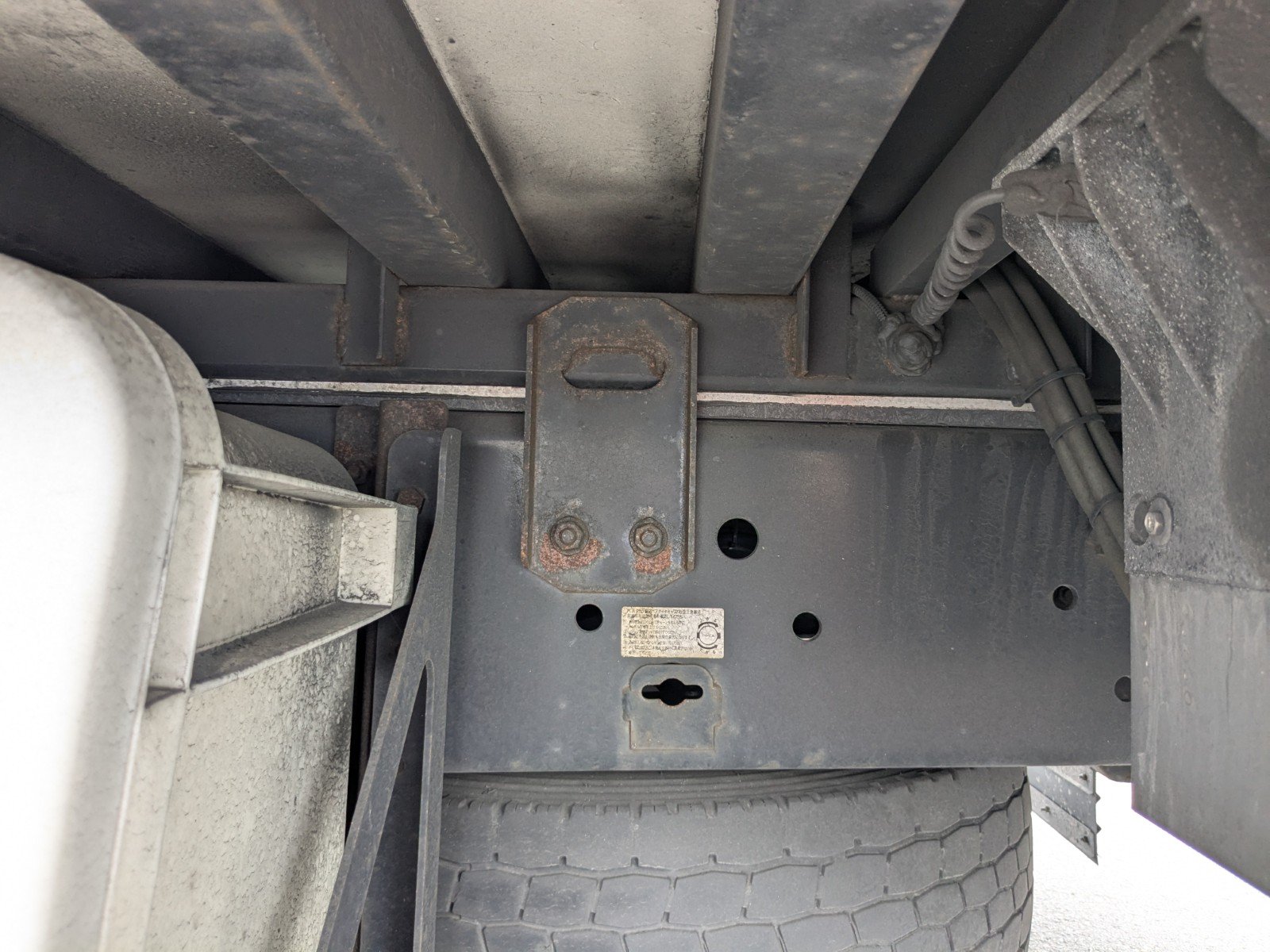 vehicle_image_20260527113507QYOyT2YZ3E.jpg