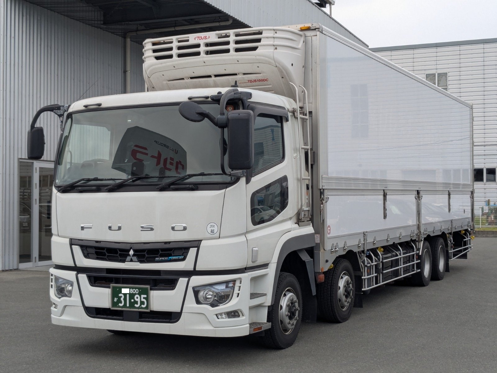 vehicle_image_20260527113507tZr7cV1CuU.jpg