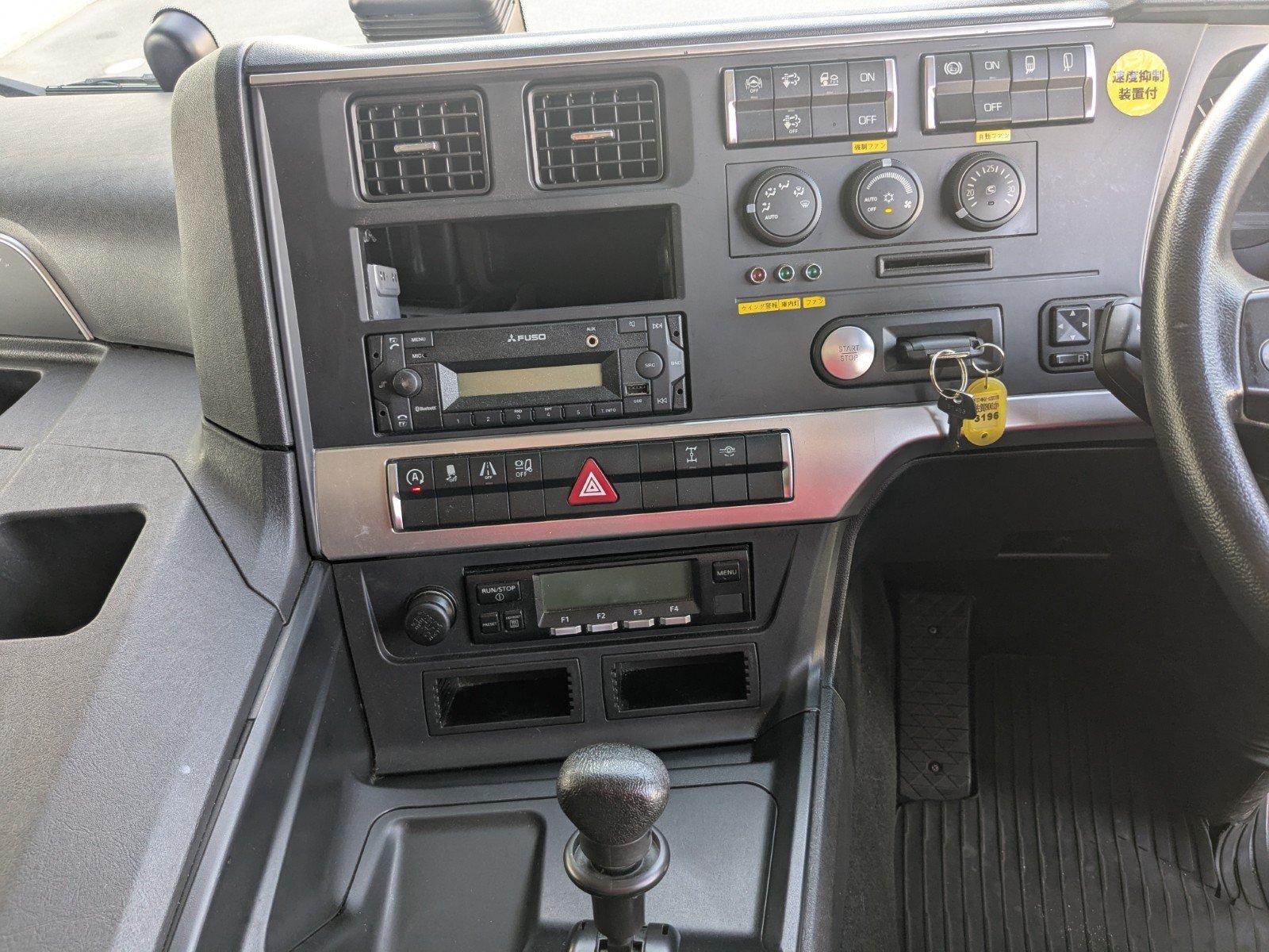 vehicle_image_20260515095658uQHsPaf8KC.jpg