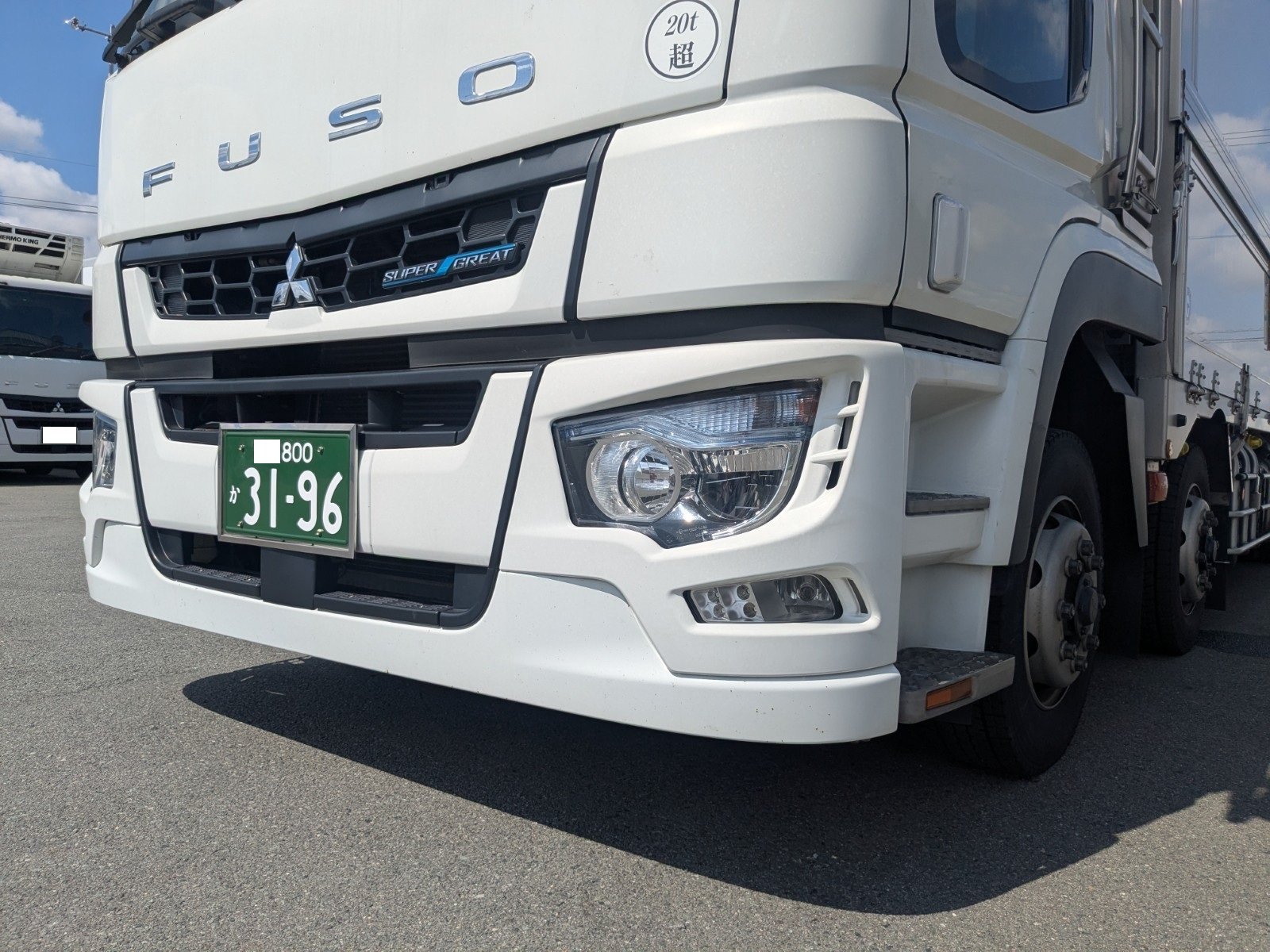 vehicle_image_20260515095658wivXyLUgY9.jpg