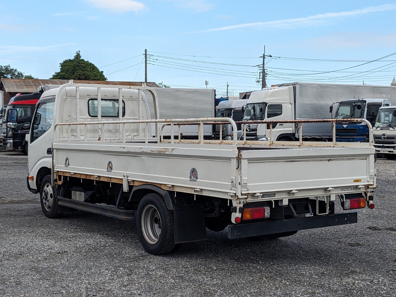 vehicle_image_202606120922244bLhNxVDMq.jpg