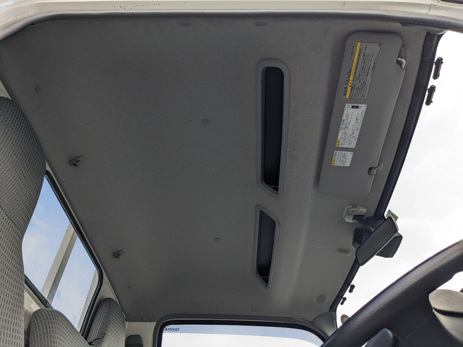 vehicle_image_20260612092224DnFgqIeiqW.jpg