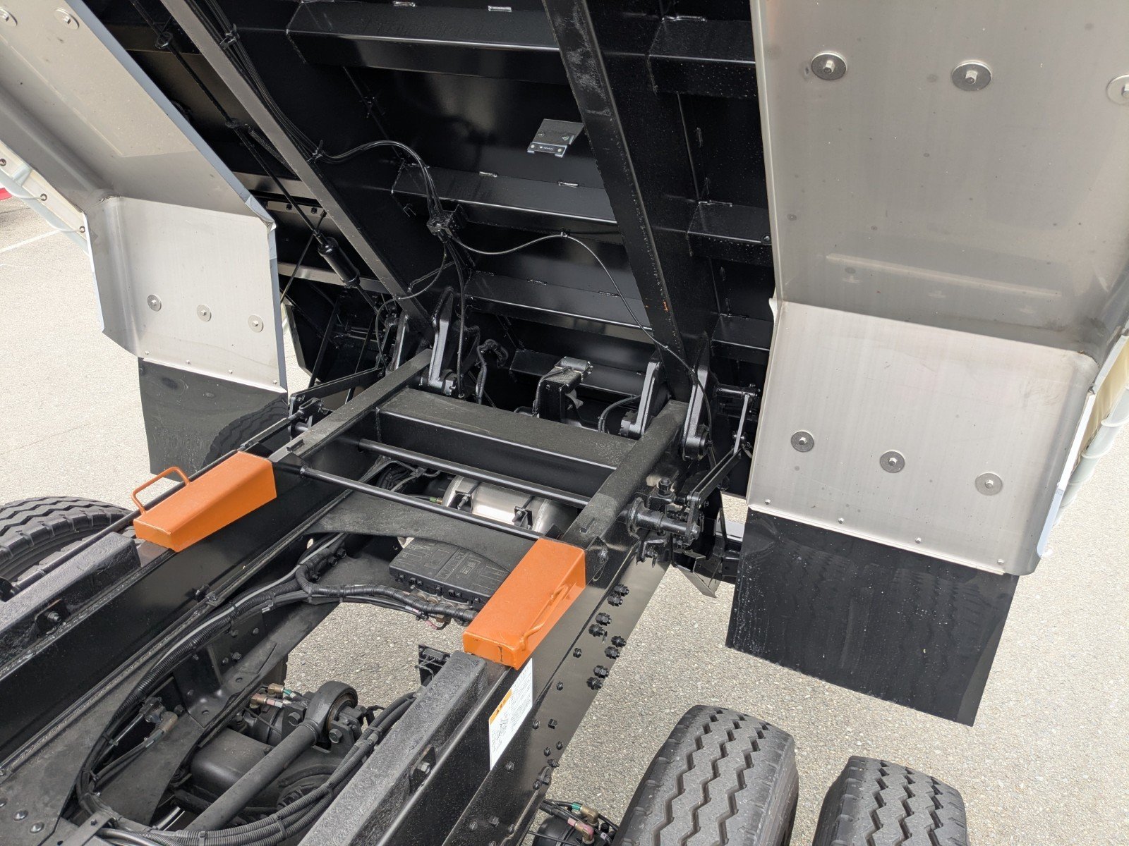 vehicle_image_202604231918507uRxUdYhw2.jpg