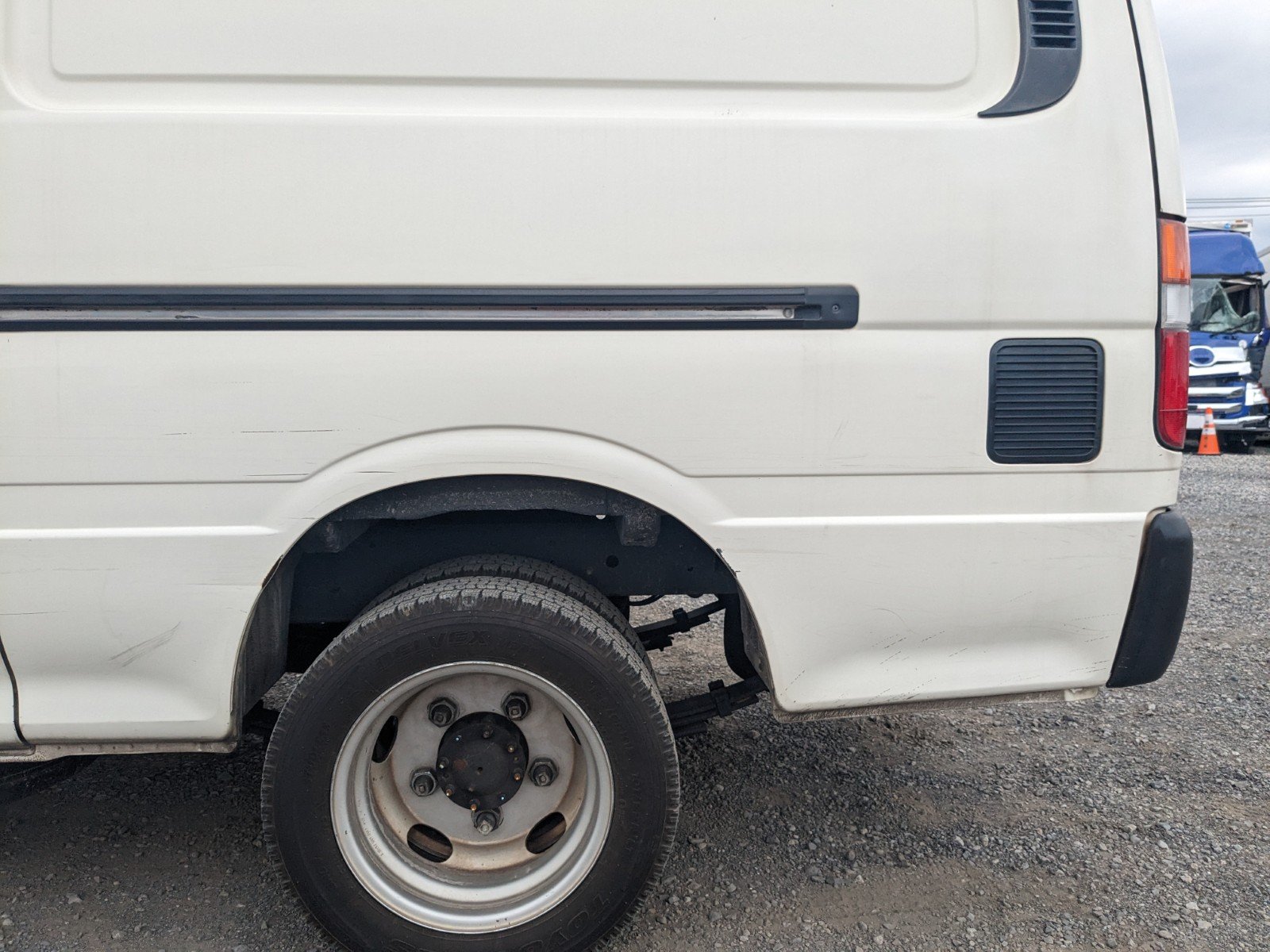 vehicle_image_20260606132632EVe2RWjokT.jpg
