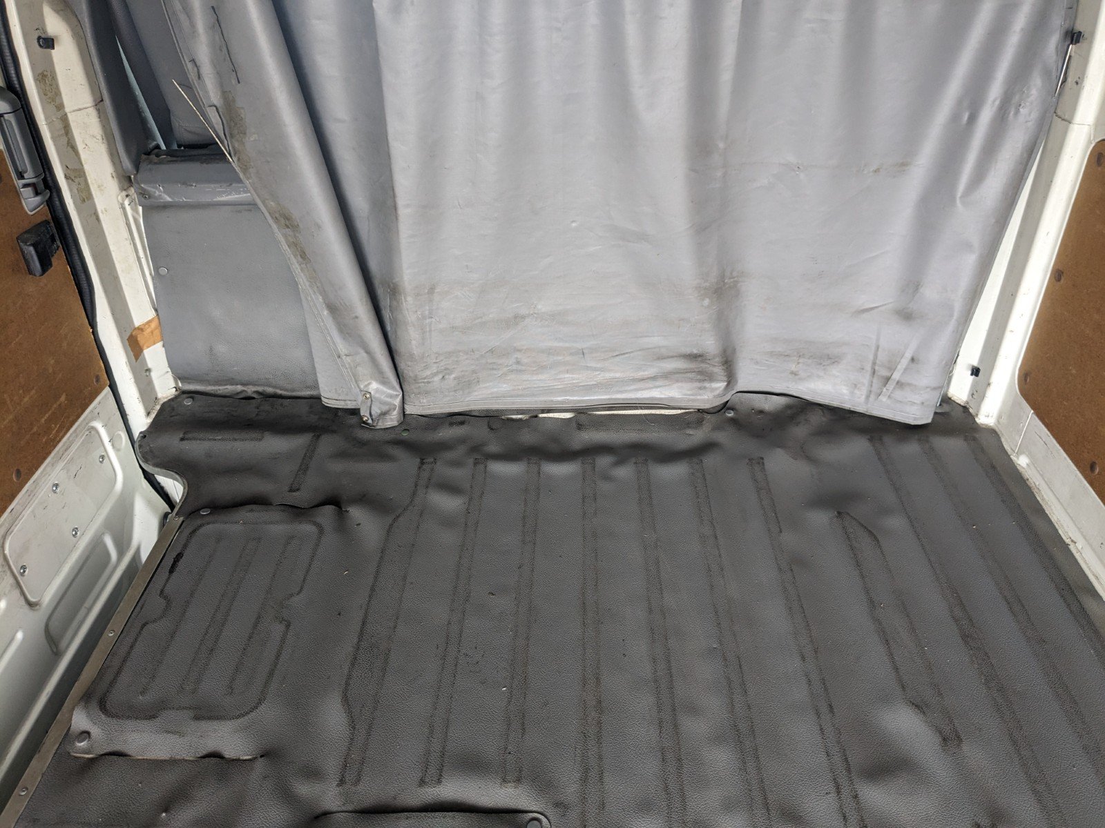 vehicle_image_20260606132632GI0csYeOv8.jpg
