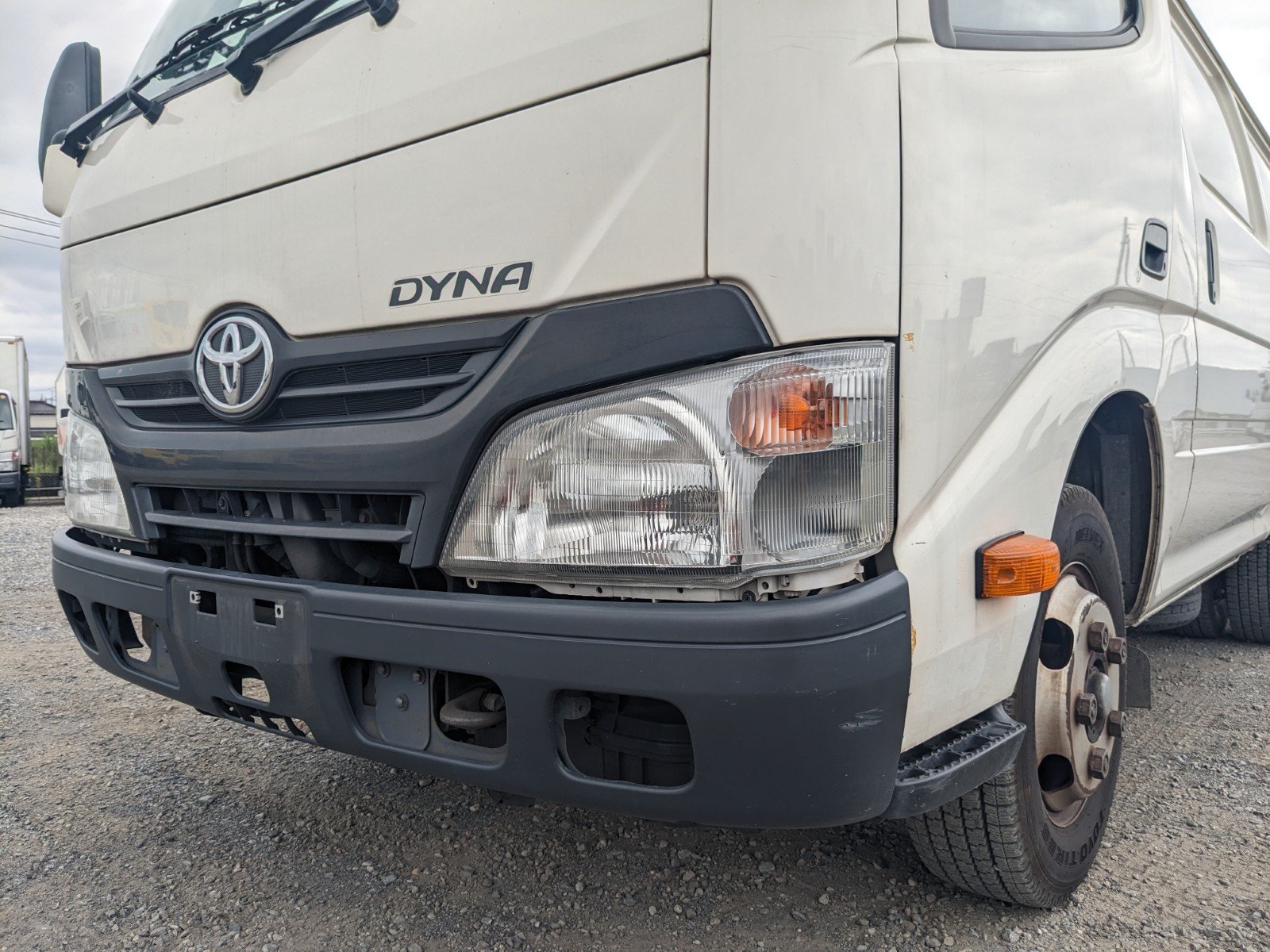 vehicle_image_20260606132632spLmNqJ7xY.jpg