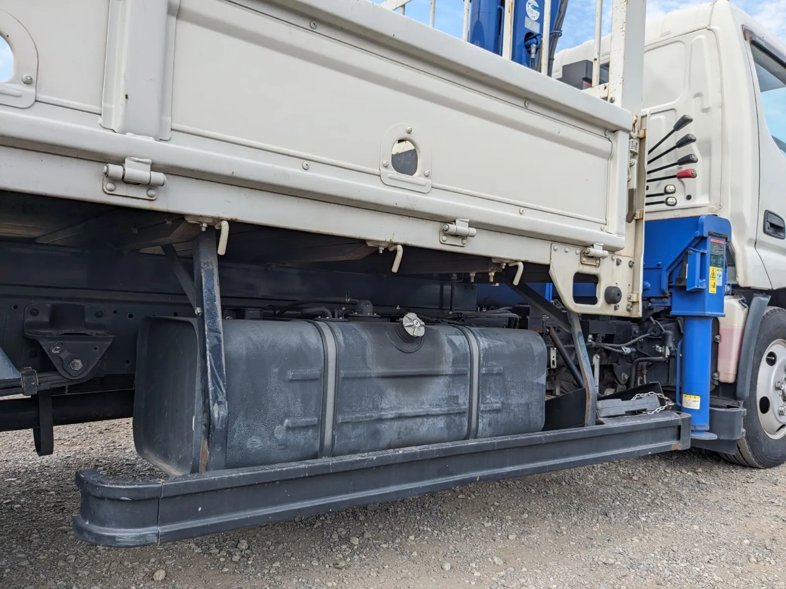 vehicle_image_20260616172519NtI2g3sAsg.webp