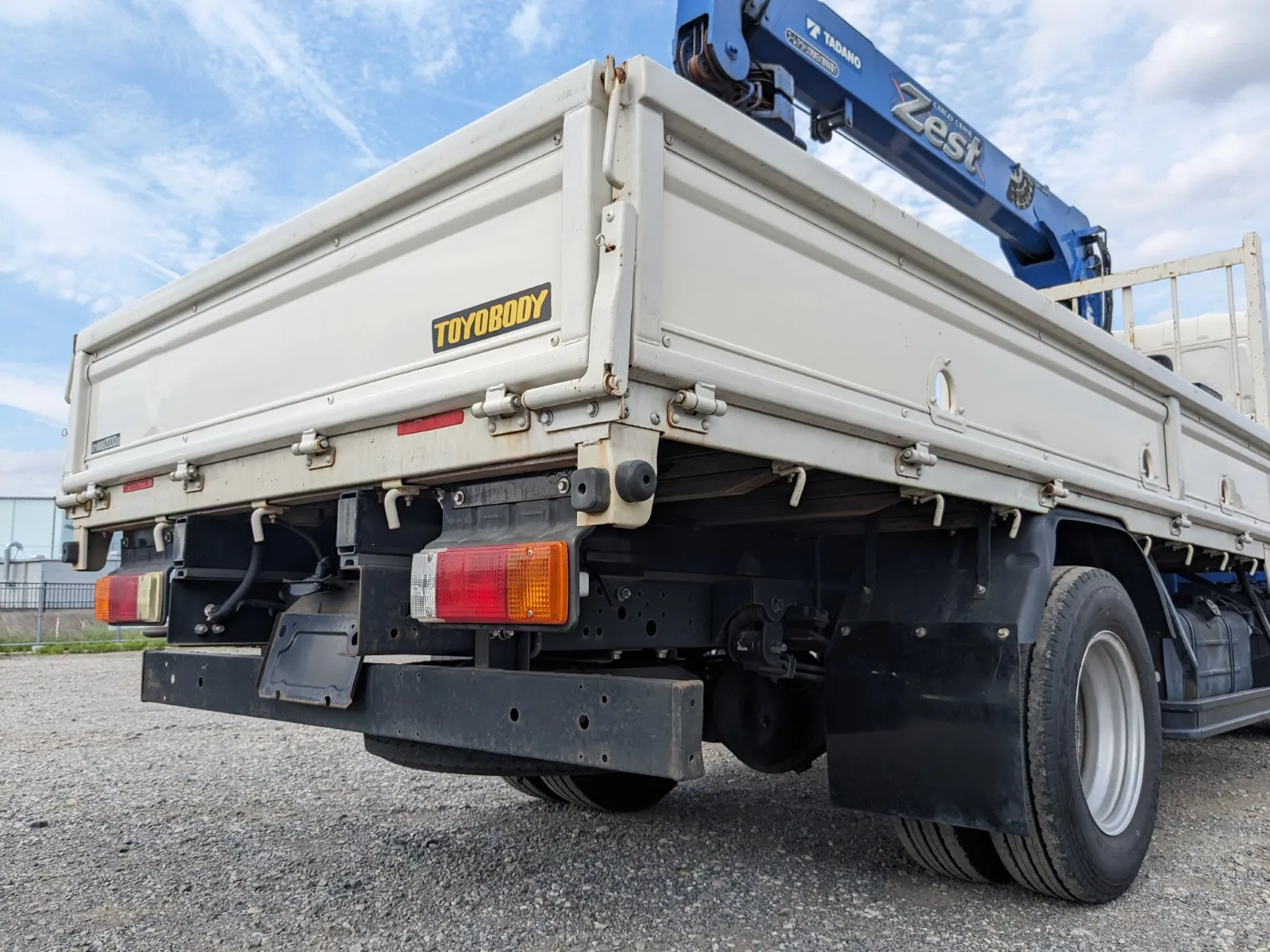 vehicle_image_20260616172519QEZqIZUiqZ.webp