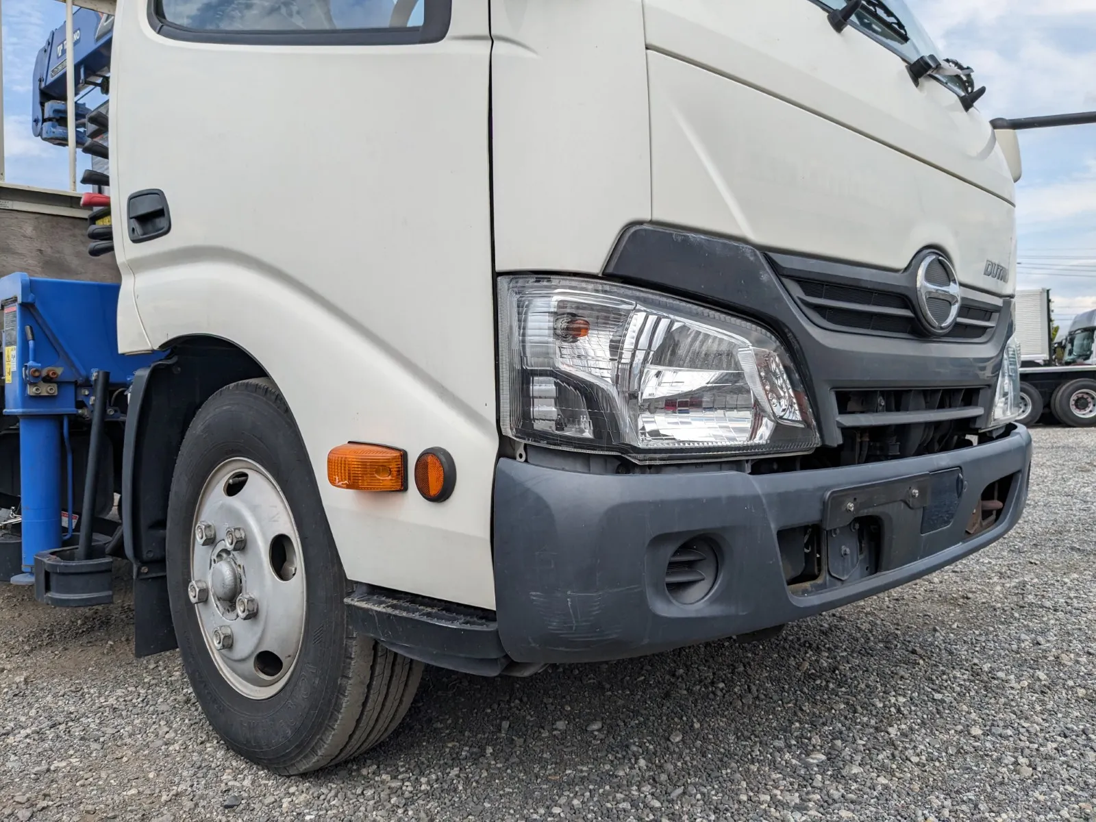 vehicle_image_20260616172519W2VWqh8J05.webp