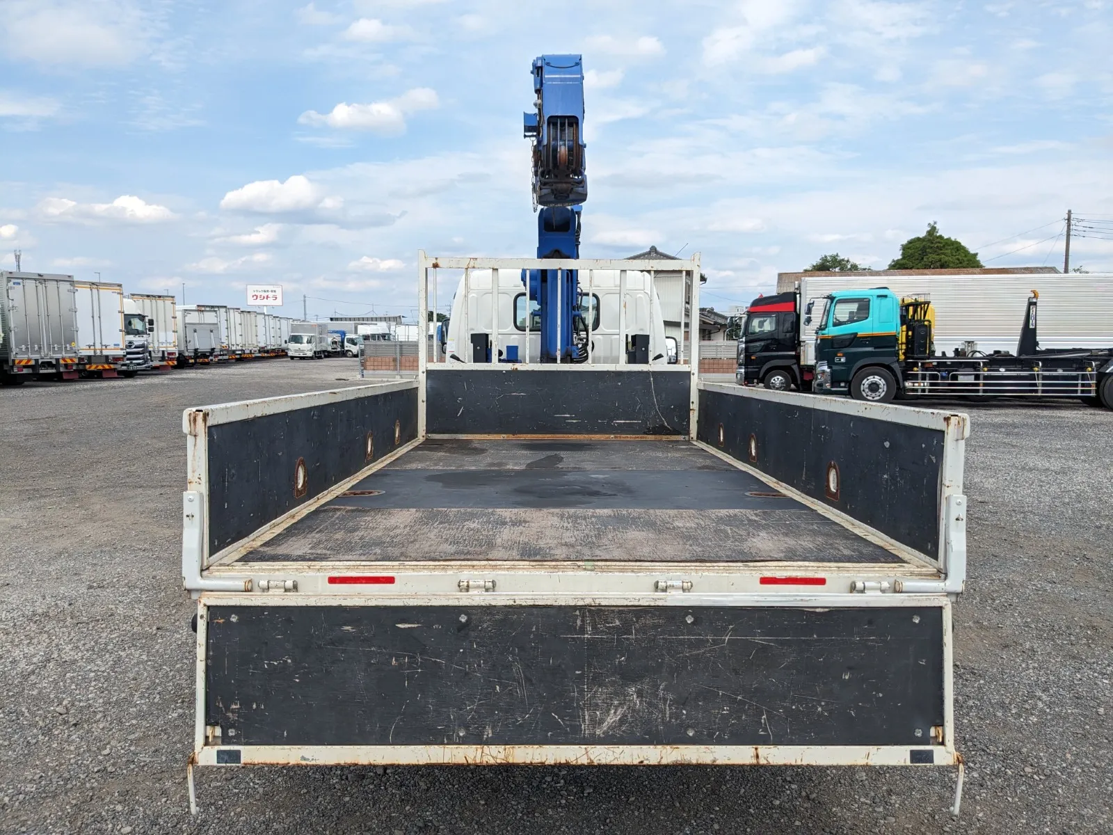 vehicle_image_20260616172519a2EQ640djQ.webp