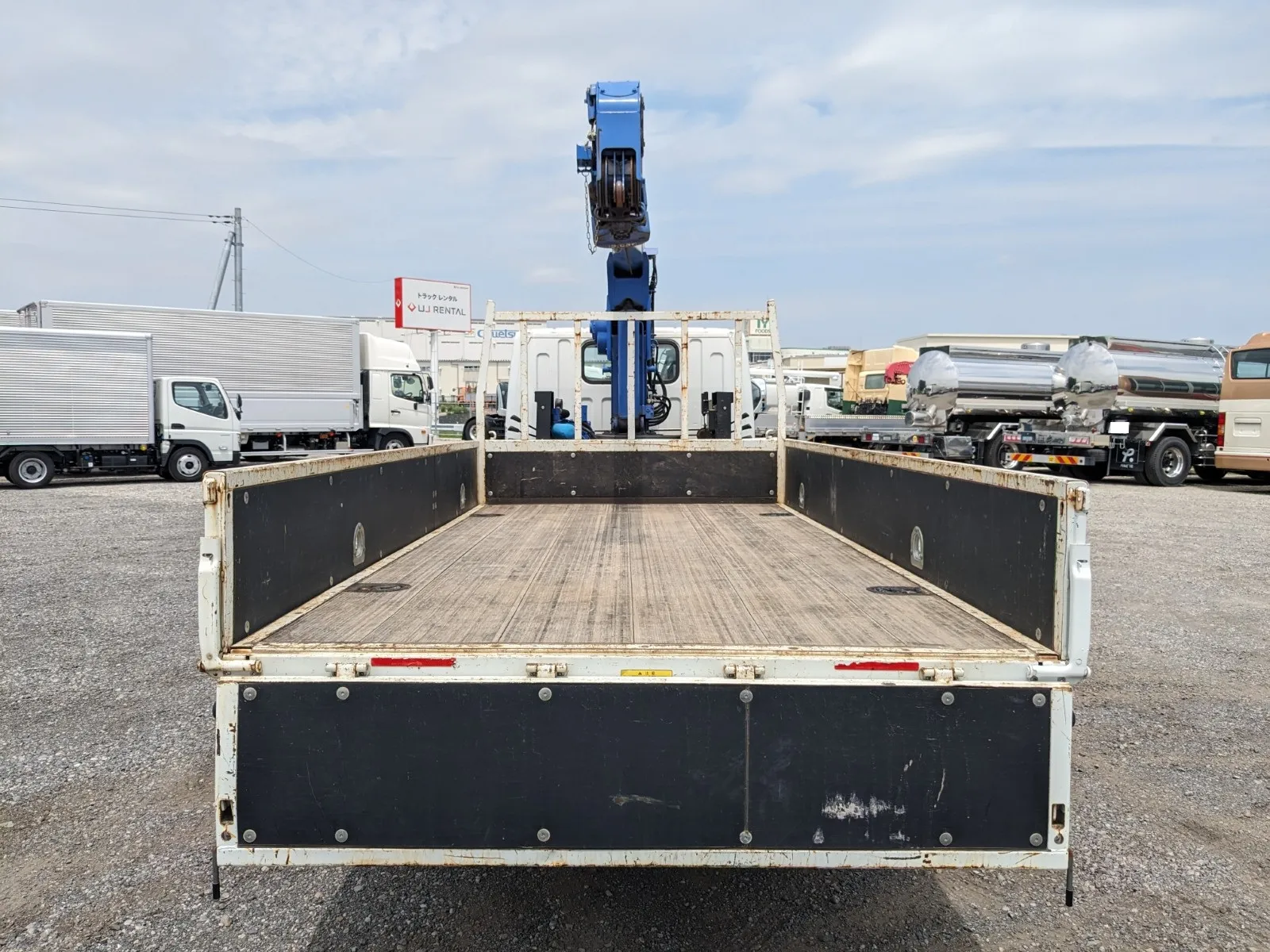 vehicle_image_20260616184640Q07tyajTZK.webp