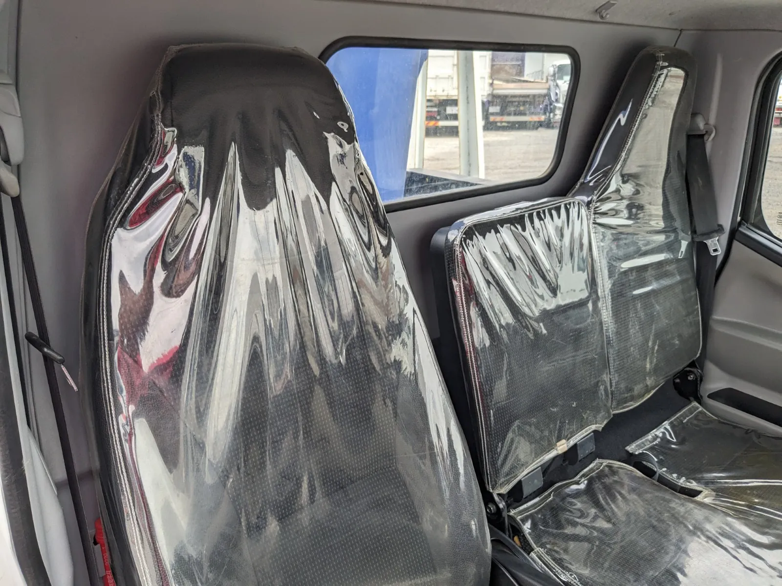 vehicle_image_202606161850472VTI5pe72r.webp