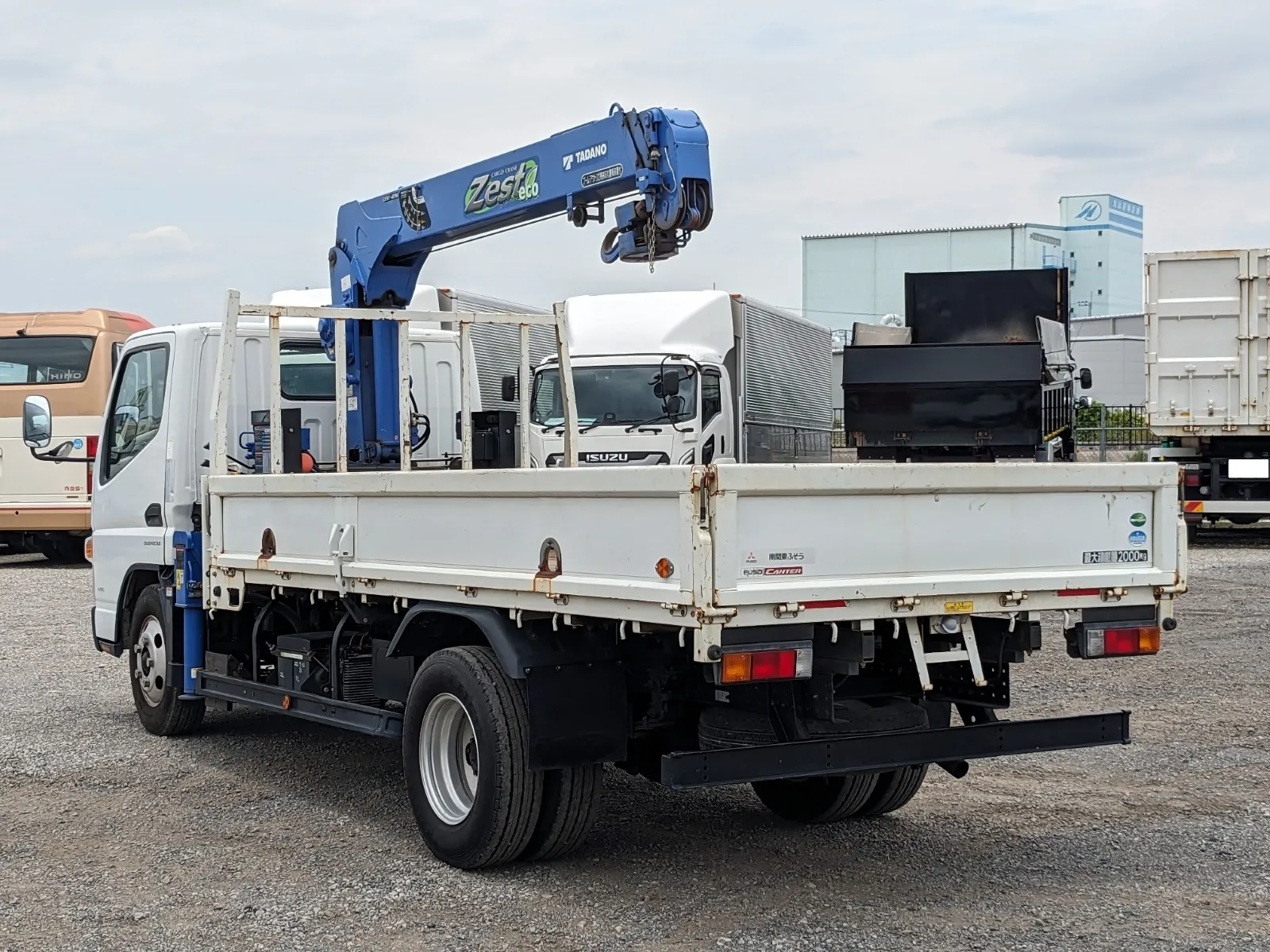 vehicle_image_20260616185047pI7Kv5HX9w.webp