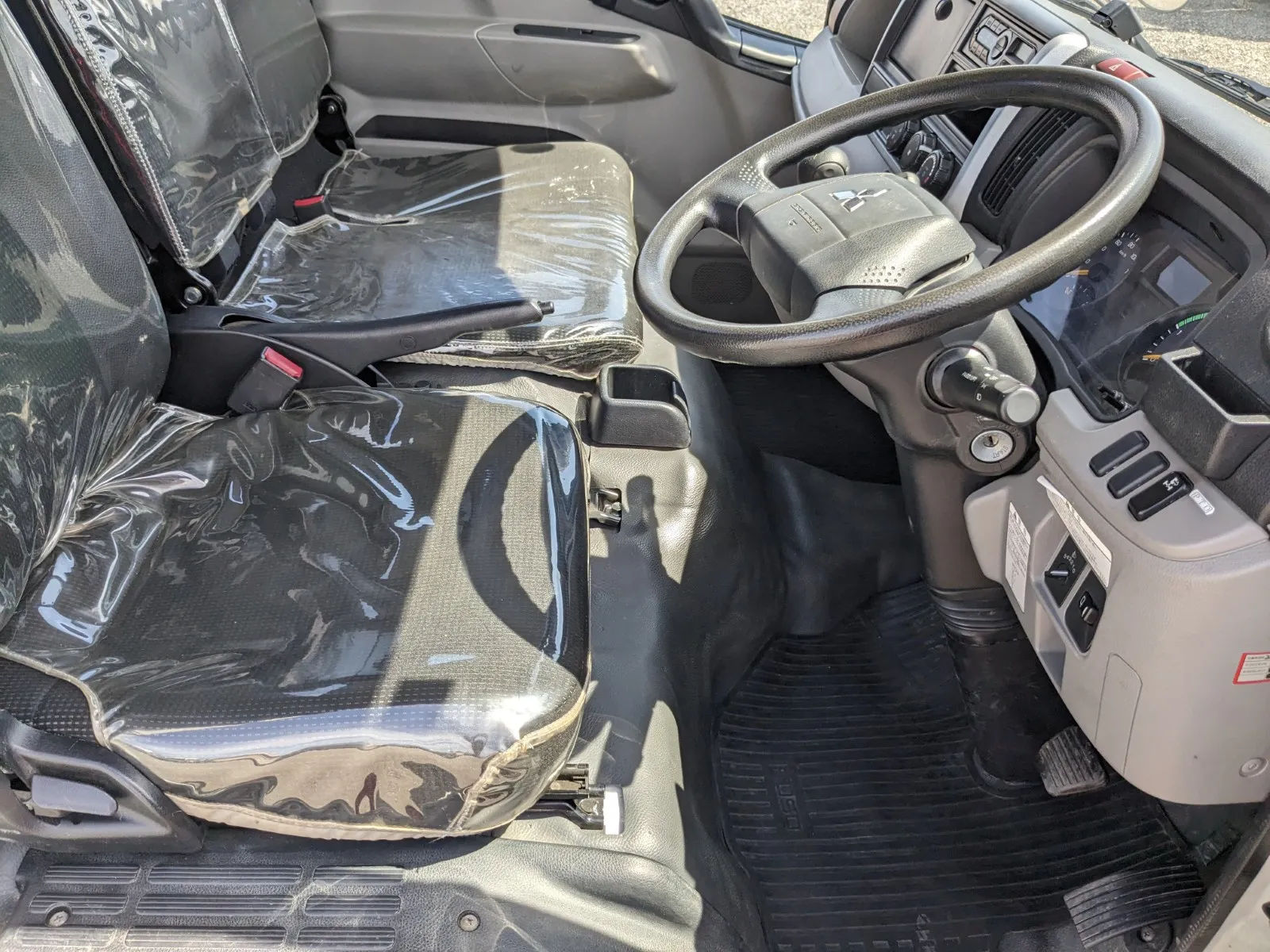 vehicle_image_20260619104439epV2GeQb5T.webp