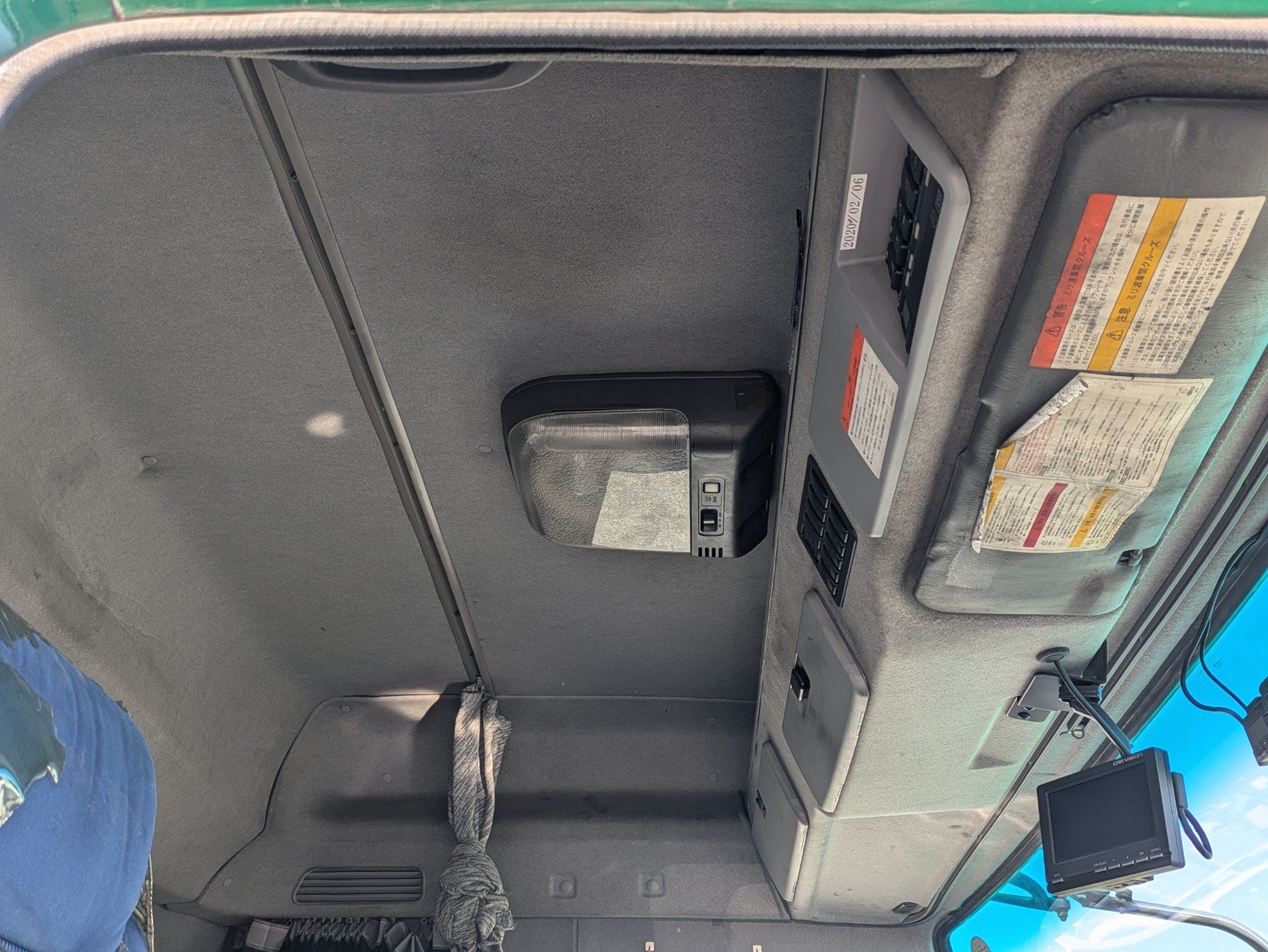 vehicle_image_20260502131459ZqqqVf6bNL.jpg