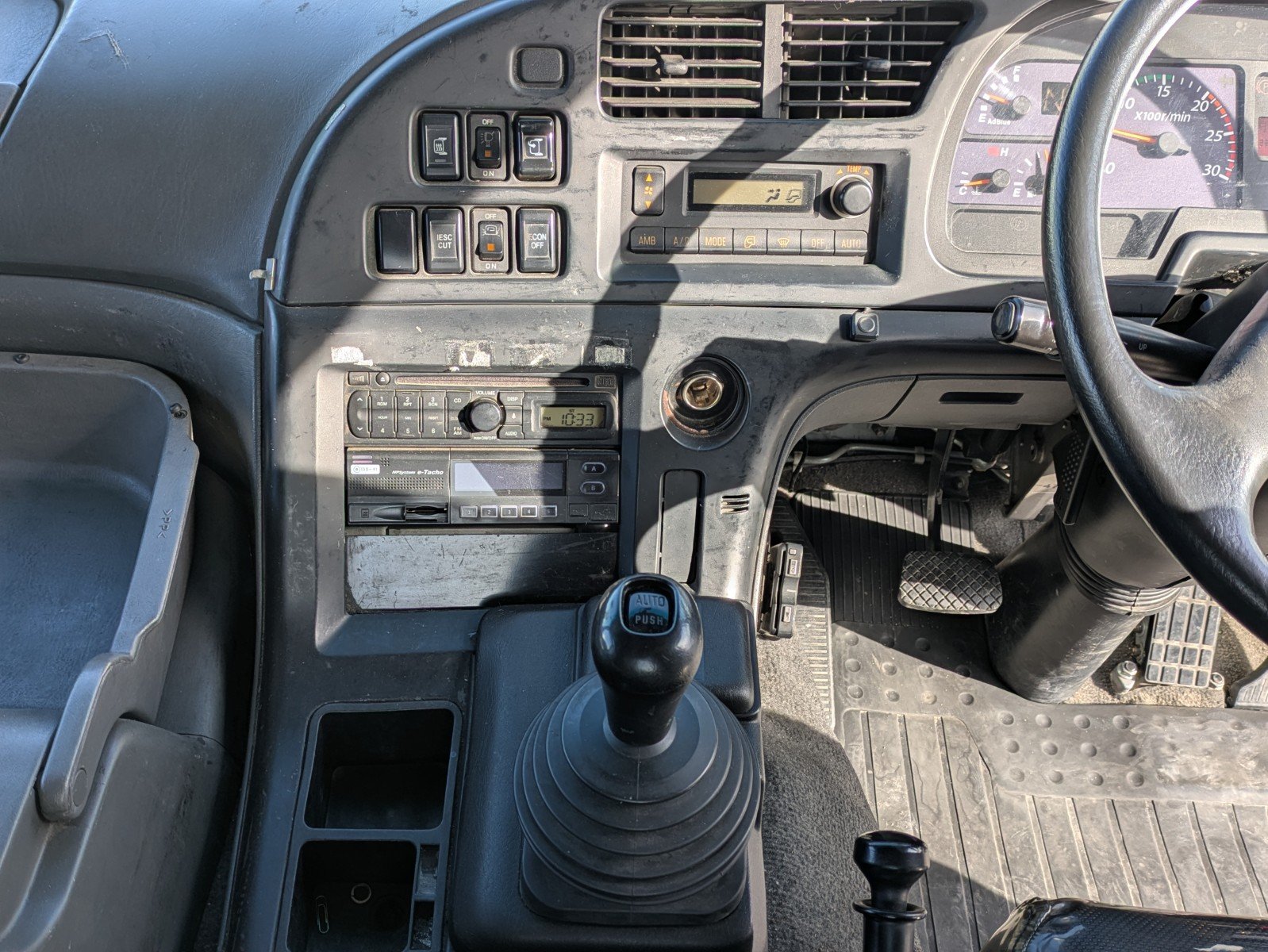 vehicle_image_20260502131459hnbfXBmgcx.jpg