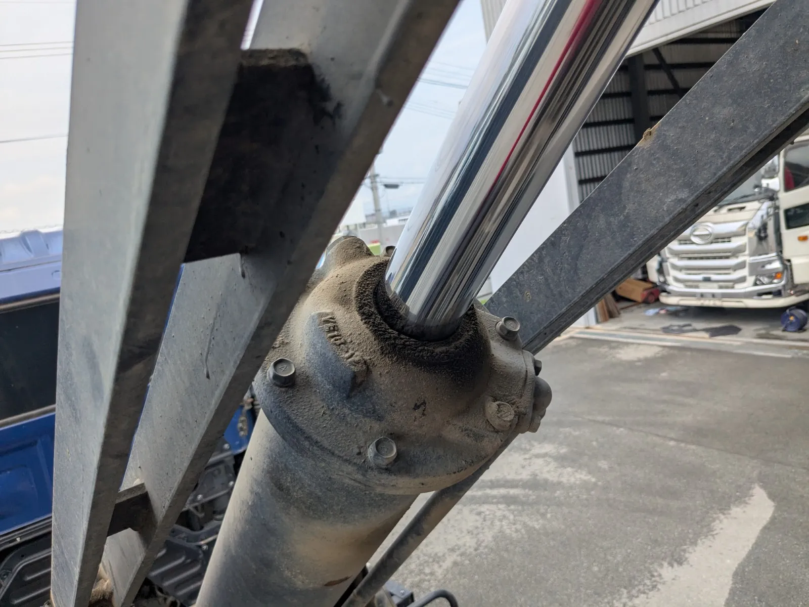 vehicle_image_20260701105428M4NElBSkiL.webp