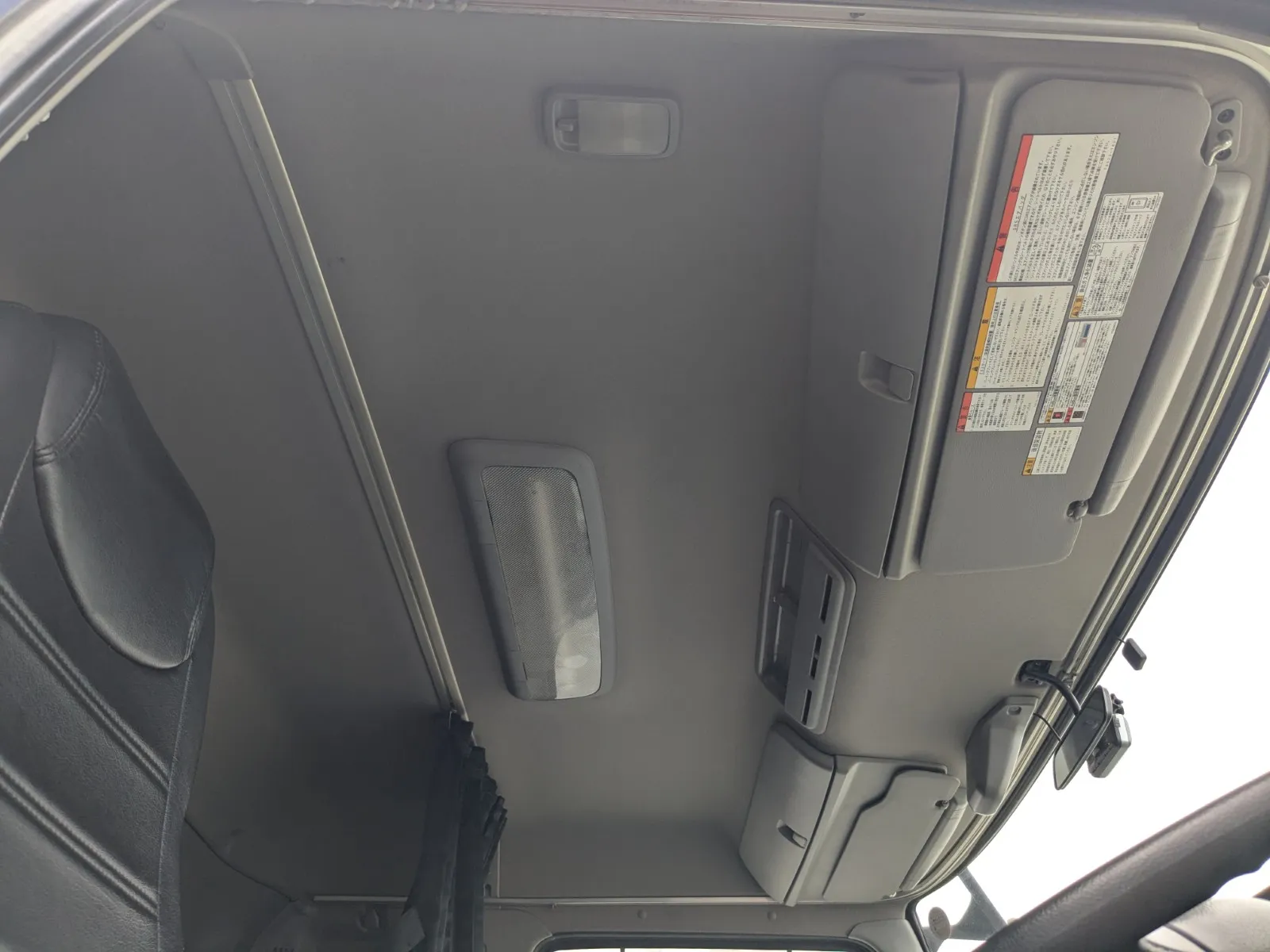 vehicle_image_20260701105432S4tvC38pHk.webp